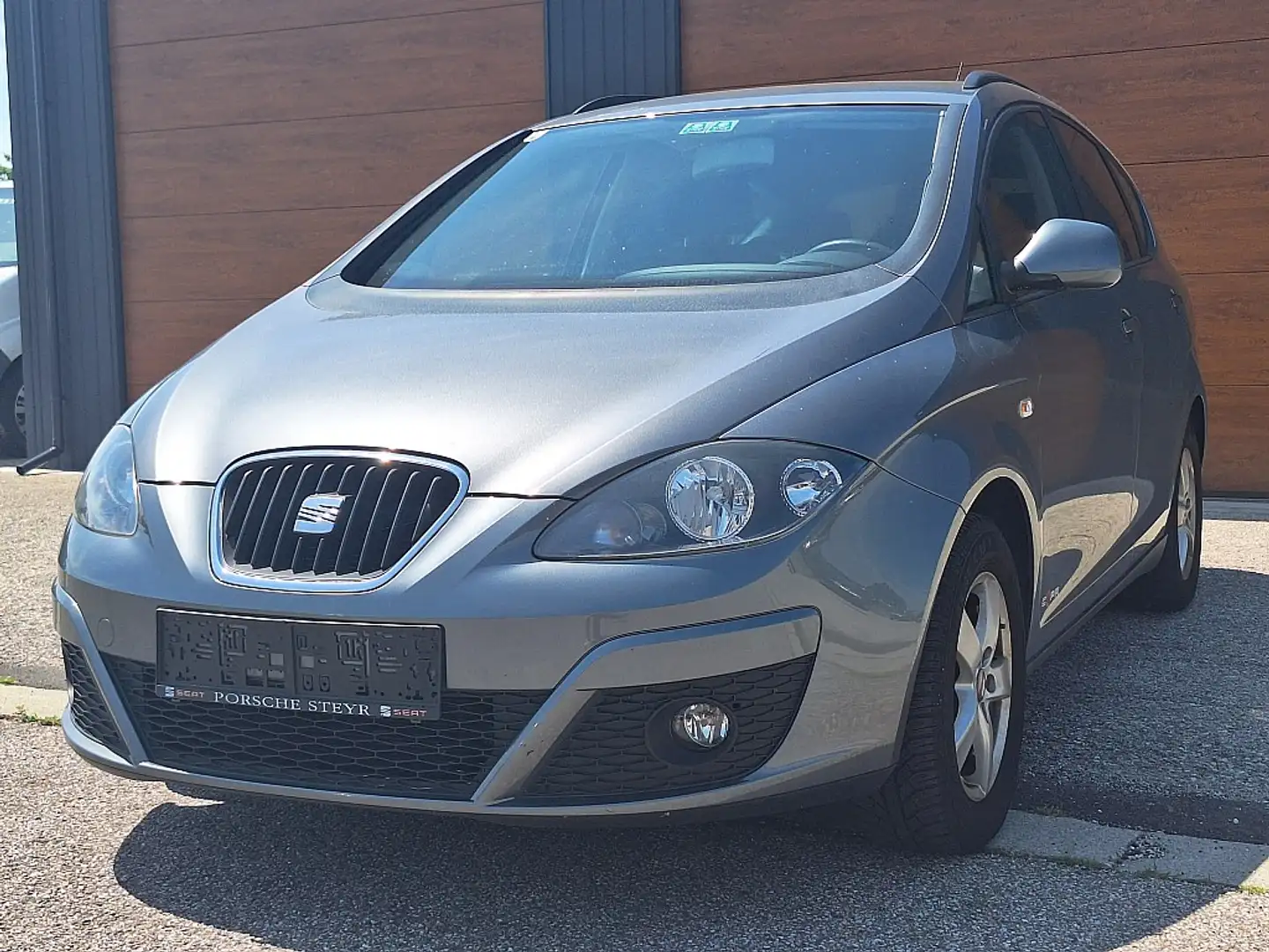 SEAT Altea XL Chili-Copa 1,6 CR TDi Szary - 1