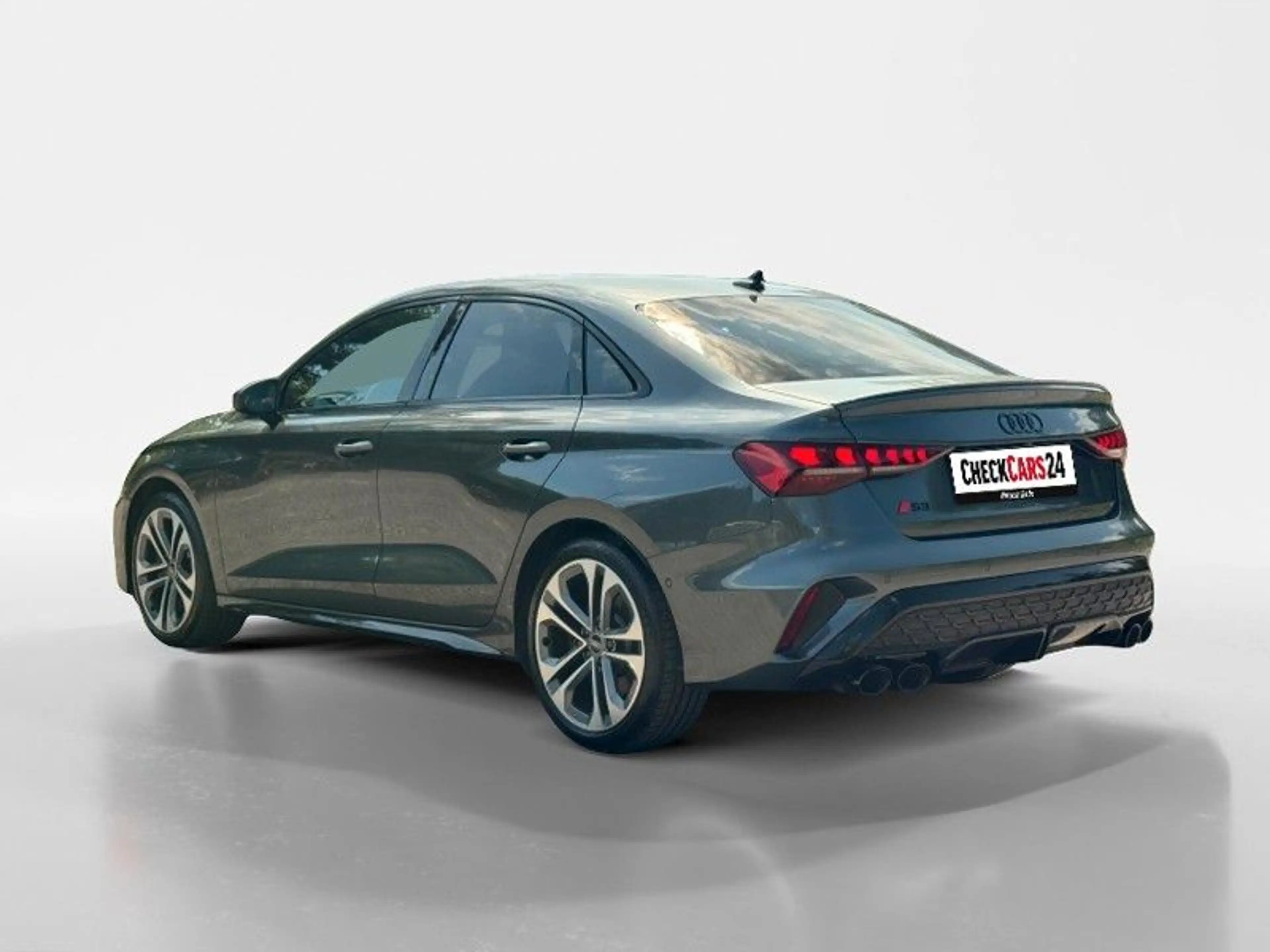 Audi S3 Limousine 2.0 TFSI quattro — photo 10