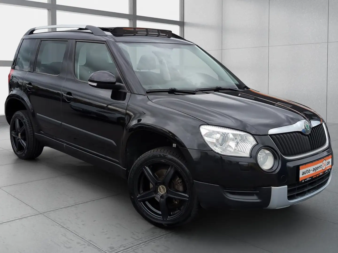 Skoda Yeti 2.0 TDI DSG 4x4 Experience/Pano/BiXenon Schwarz - 1