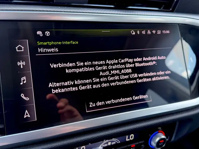 Audi Q3 view 19