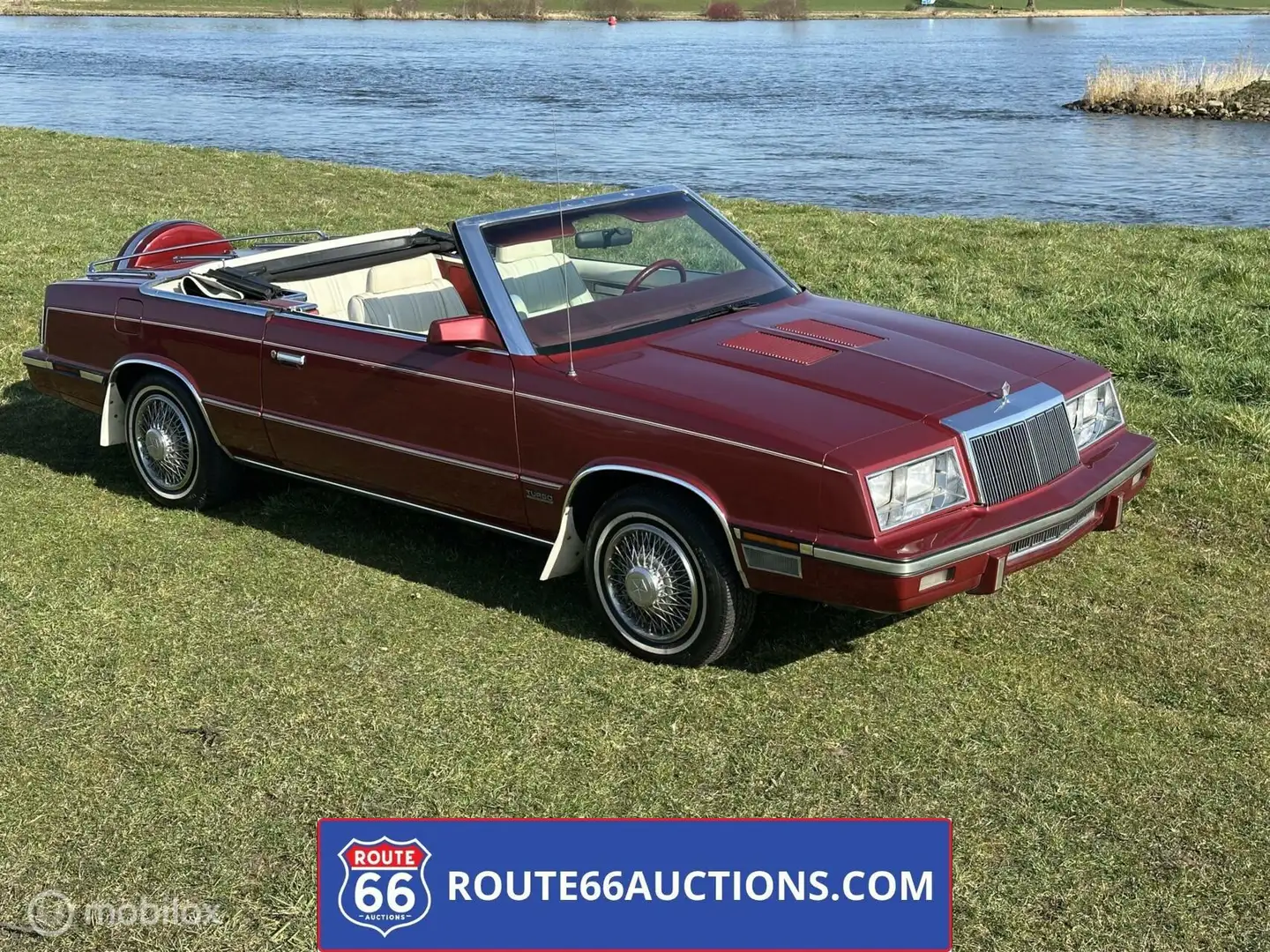 Chrysler Le Baron Cabriolet 1985 | Route 66 Auctions Roşu - 1