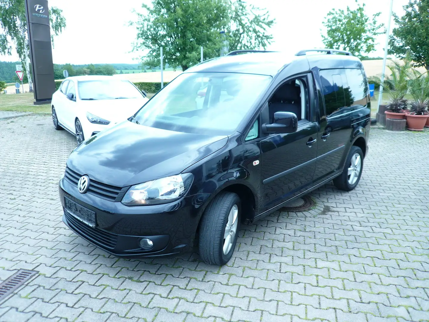 Volkswagen Caddy 1.6 TDI Roncalli Edition - Klima - AHK - Alufelgen Negro - 1
