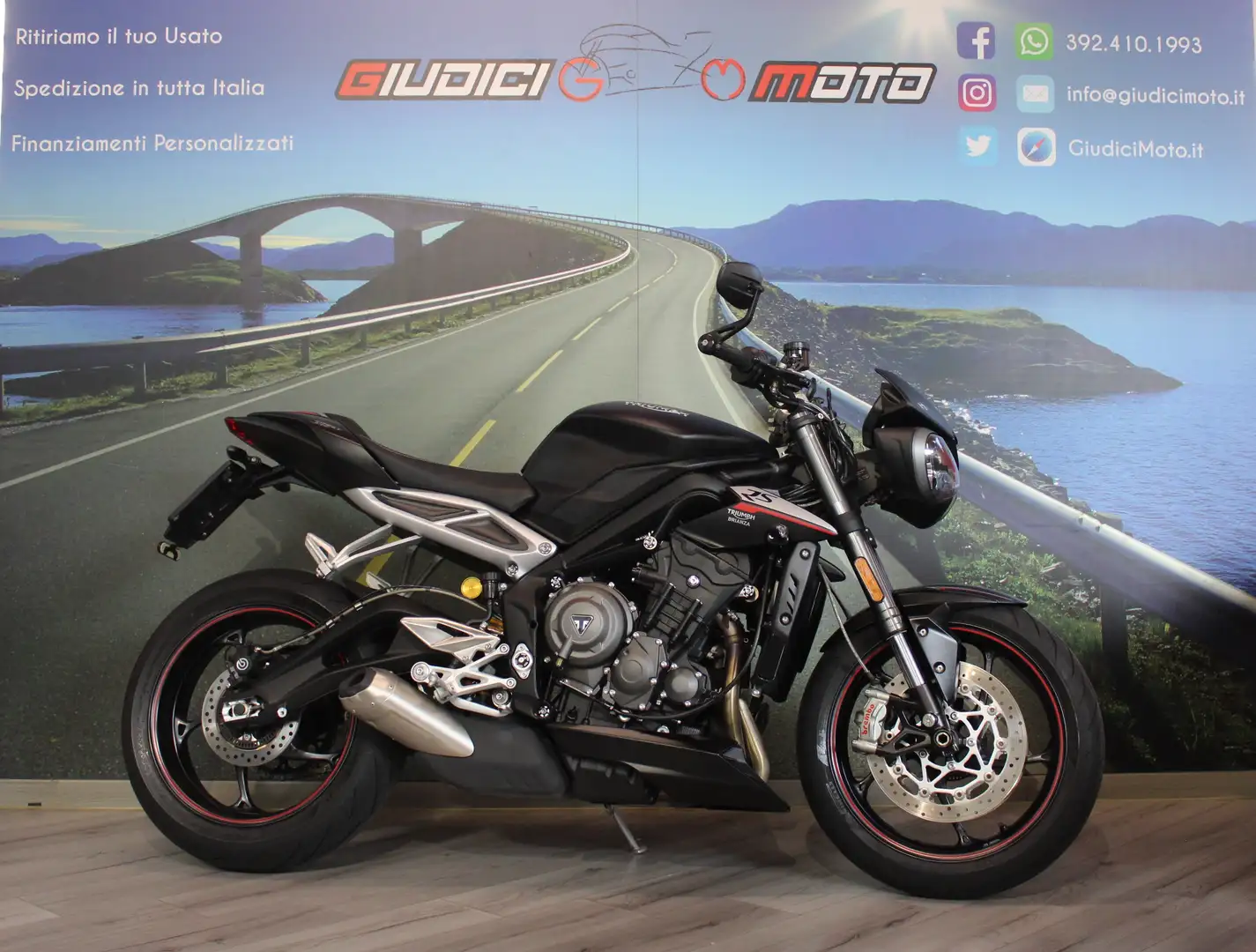 Triumph Street Triple 765 RS - 2019 - km 7656 Nero - 1