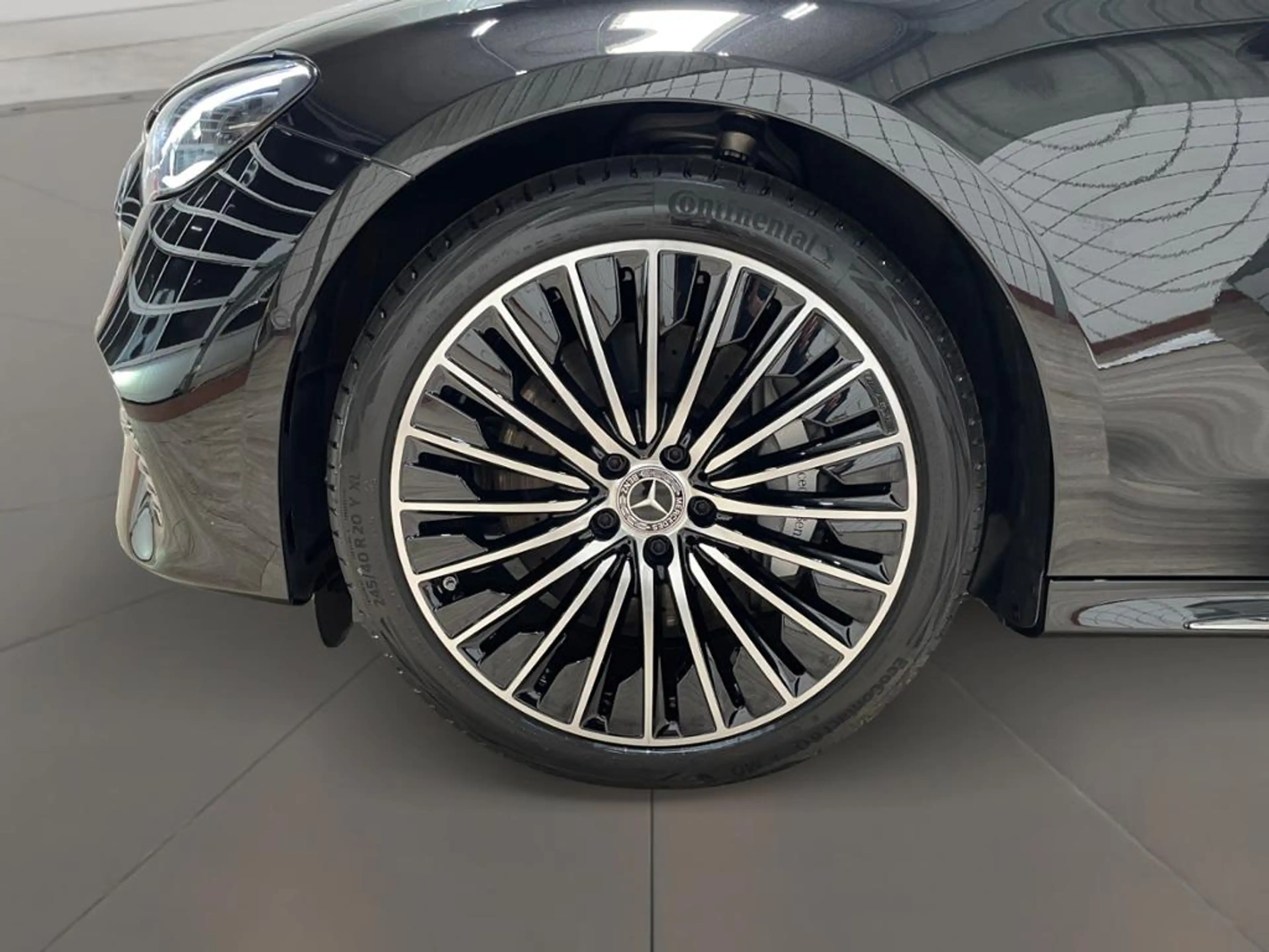 Mercedes-Benz E 450 d 4matic Exclusive Pano+AIRMAT+Burm+Sitzkl — photo 12