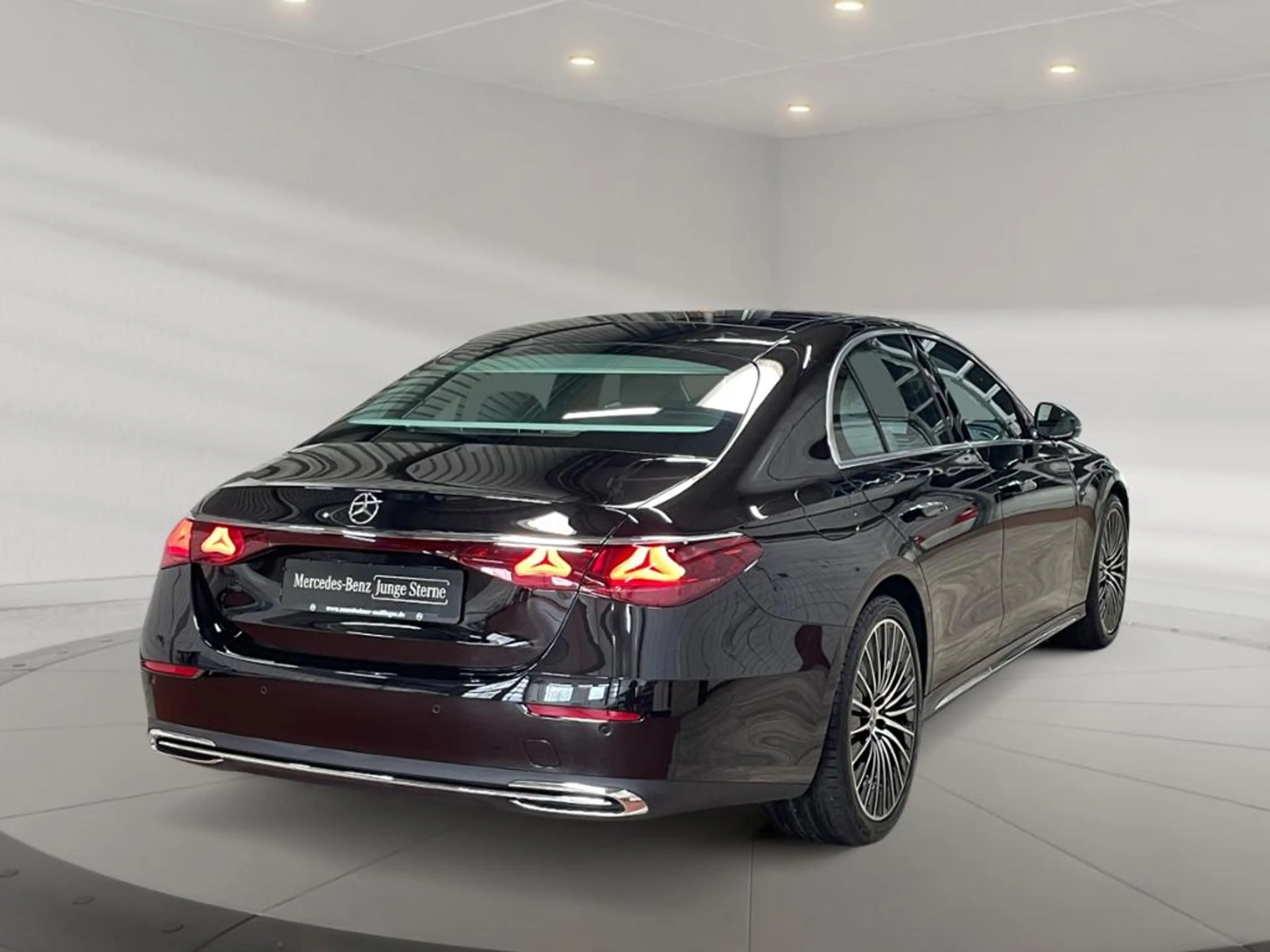 Mercedes-Benz E 450 d 4matic Exclusive Pano+AIRMAT+Burm+Sitzkl — photo 3