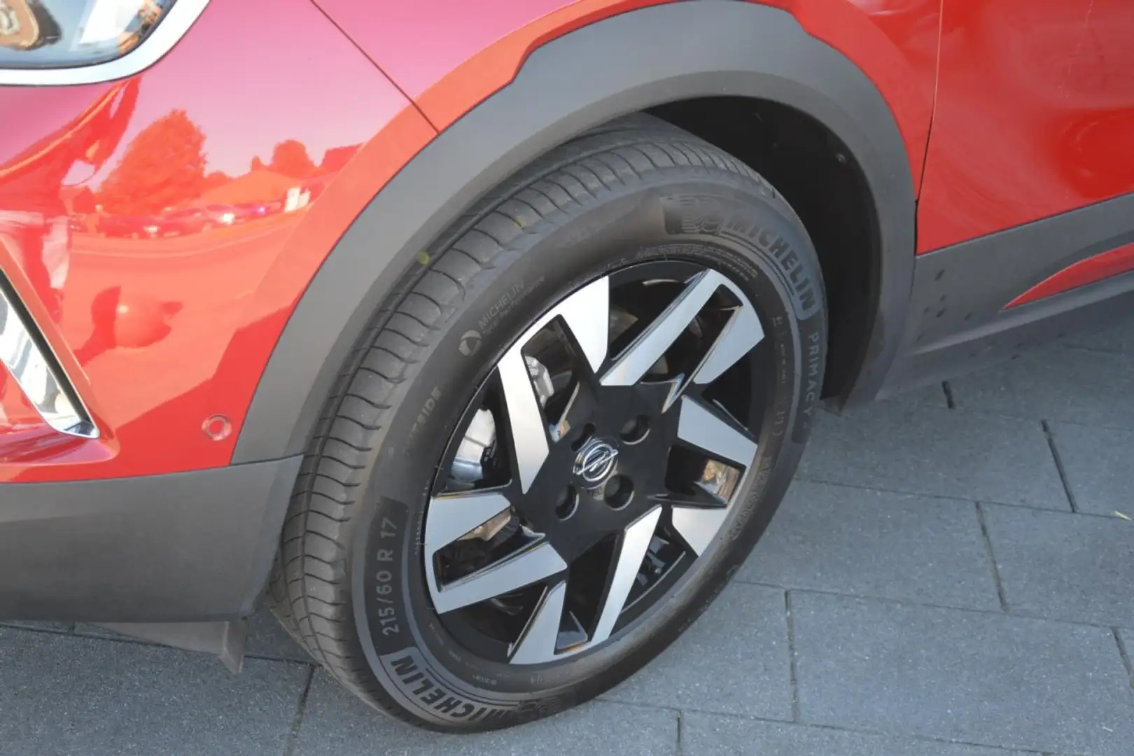 Opel Mokka-E Elegance RFK / SHZ / Car-Play / Wärmepumpe Red - 2