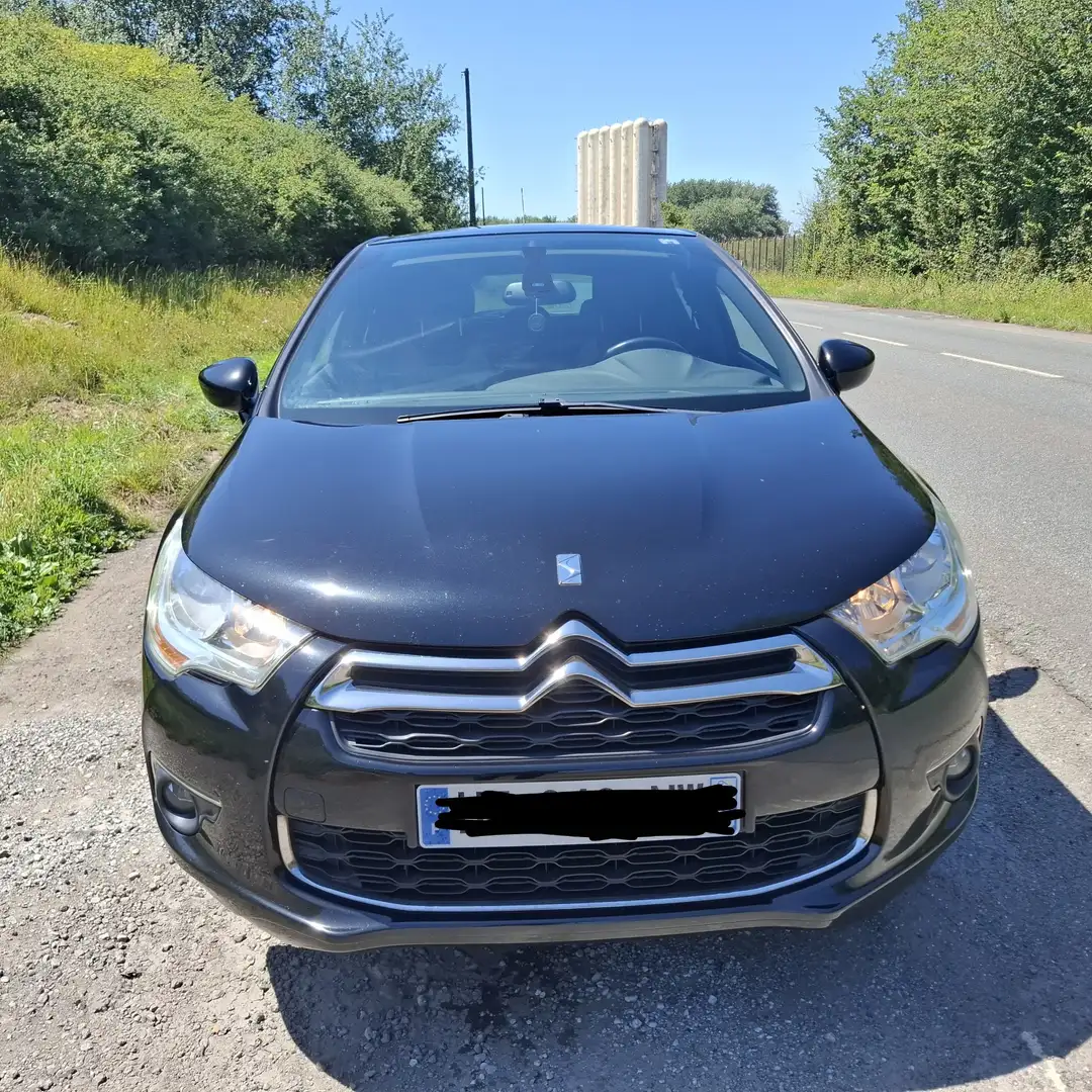 Citroen DS4 e-HDi 115 Urban Show - 2