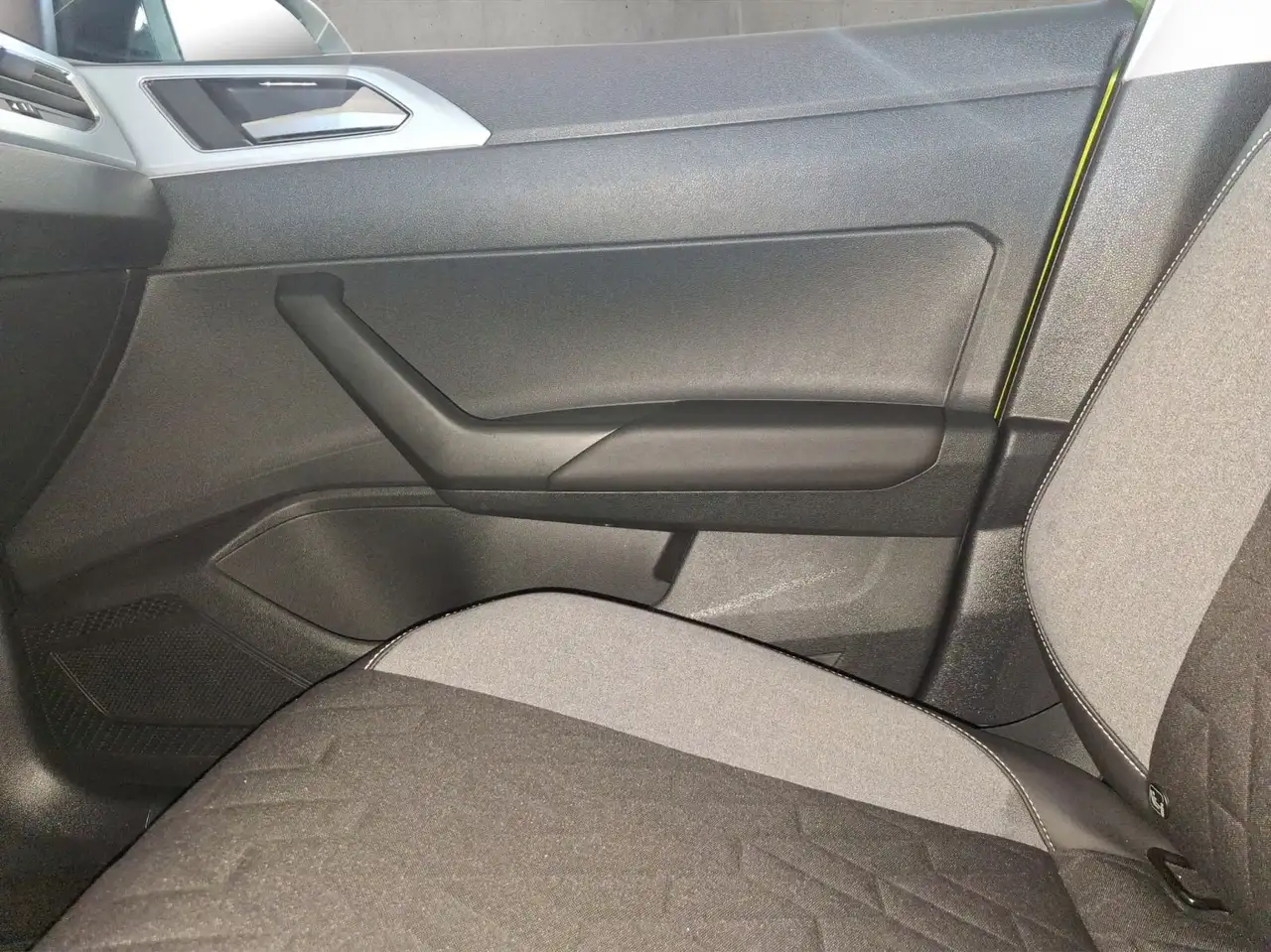 Volkswagen Taigo GOAL 1,0 l TSI OPF 85 kW (116 PS) 7-Gang-D 16