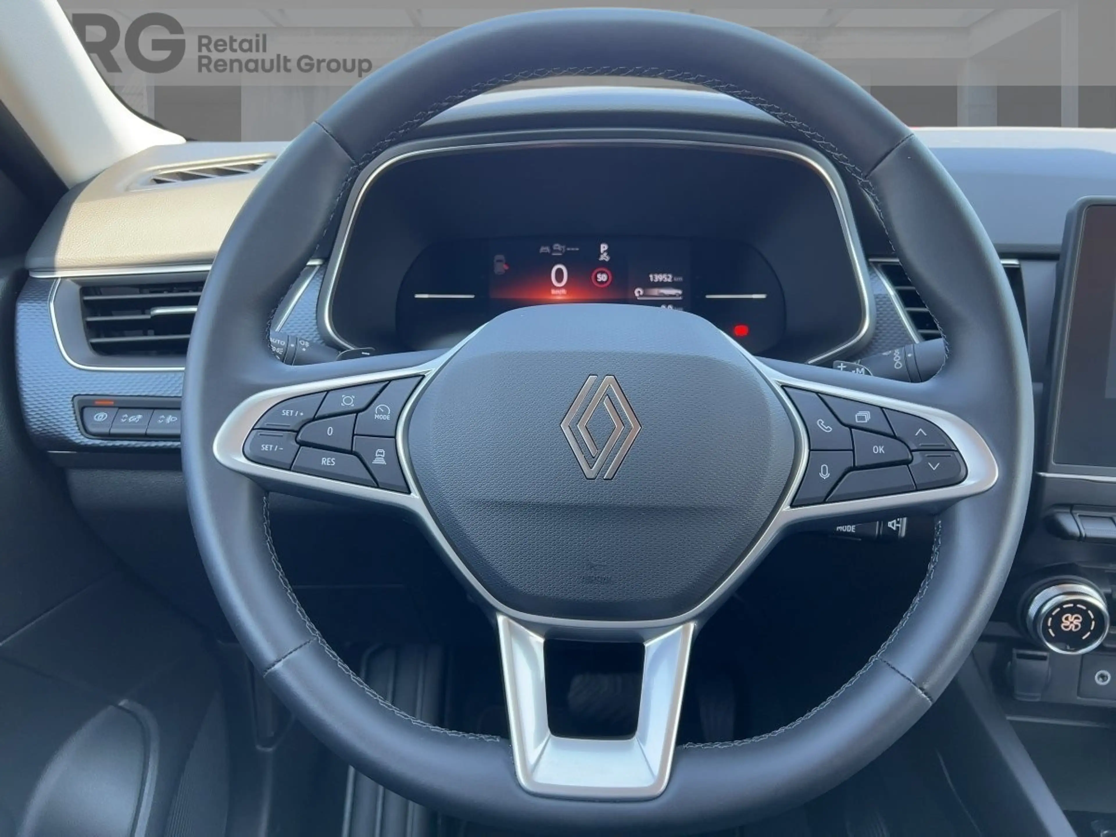Renault Arkana EVOLUTION TCe 140 EDC RÜCKFAHRKAMERA — photo 11