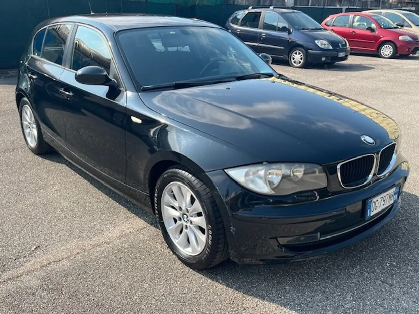 BMW 118 118d 5p 2.0 143cv dpf Noir - 1