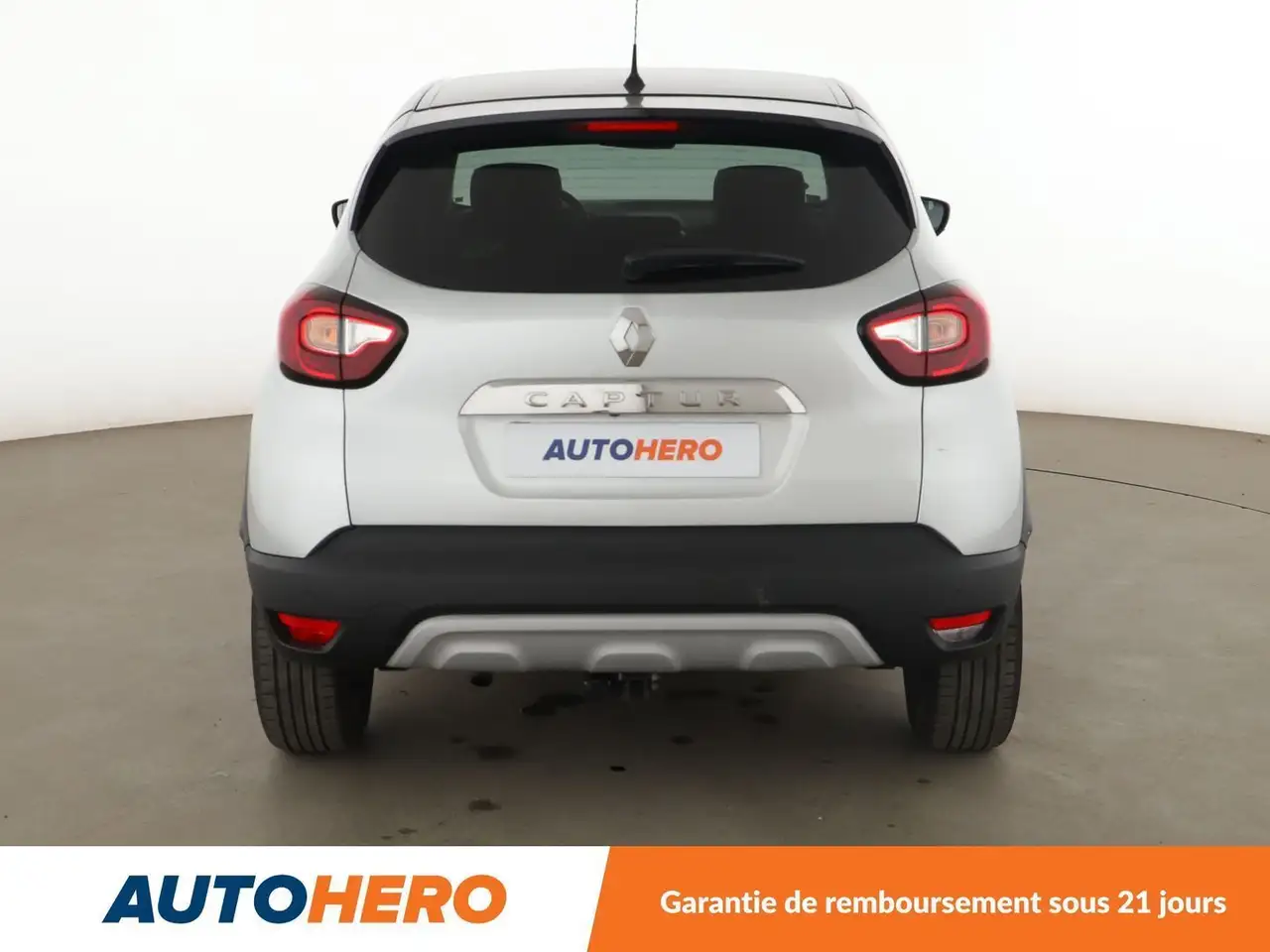 Renault Captur — photo 5