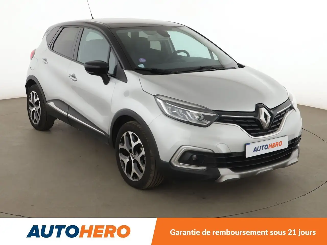 Renault Captur — photo 8
