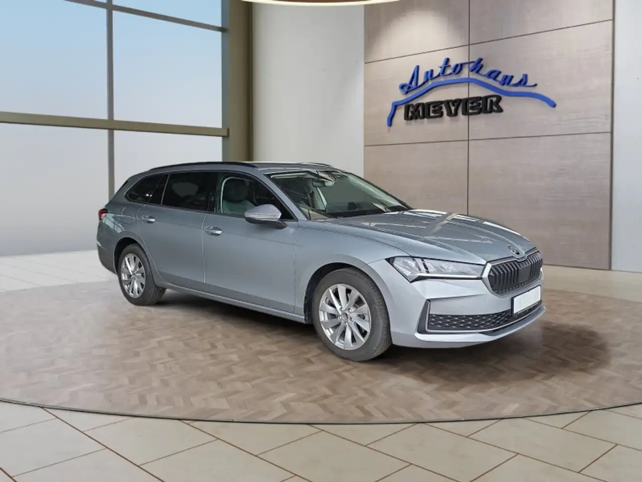 Skoda Superb Combi 2,0TDI DSG Navi/DCC/ACC/Kamera/Sitzhz., миниатюра 8