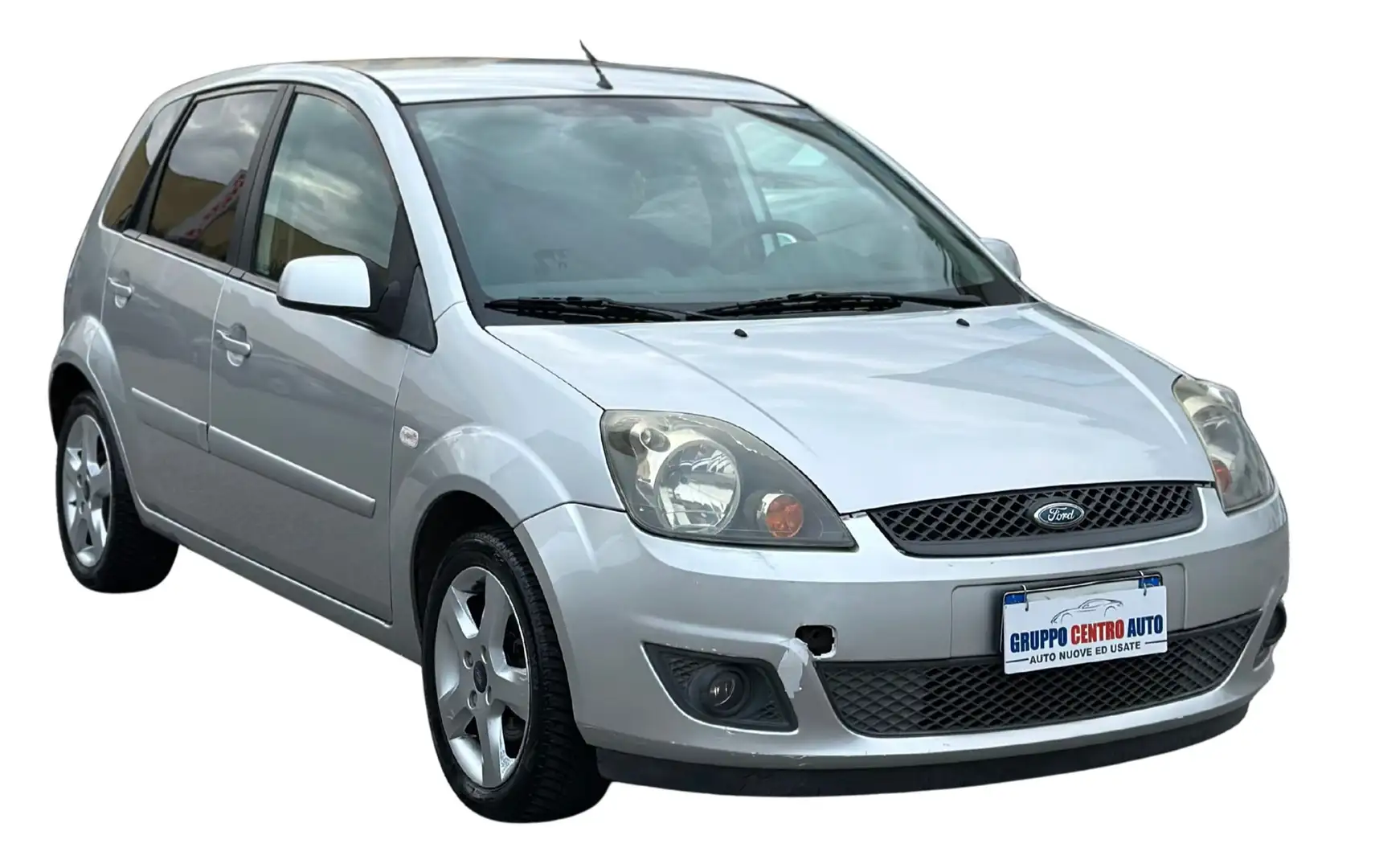 Ford Fiesta Fiesta 5p 1.4 tdci Titanium Argent - 2