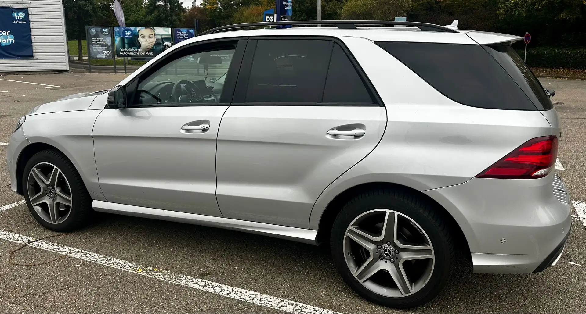 Mercedes-Benz GLE 250 GLE 250 d 4Matic 9G-TRONIC AMG Line Ezüst - 2