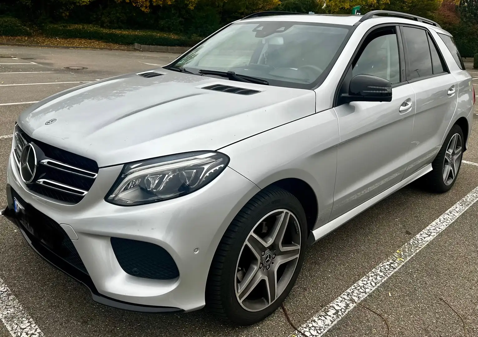Mercedes-Benz GLE 250 GLE 250 d 4Matic 9G-TRONIC AMG Line Ezüst - 1
