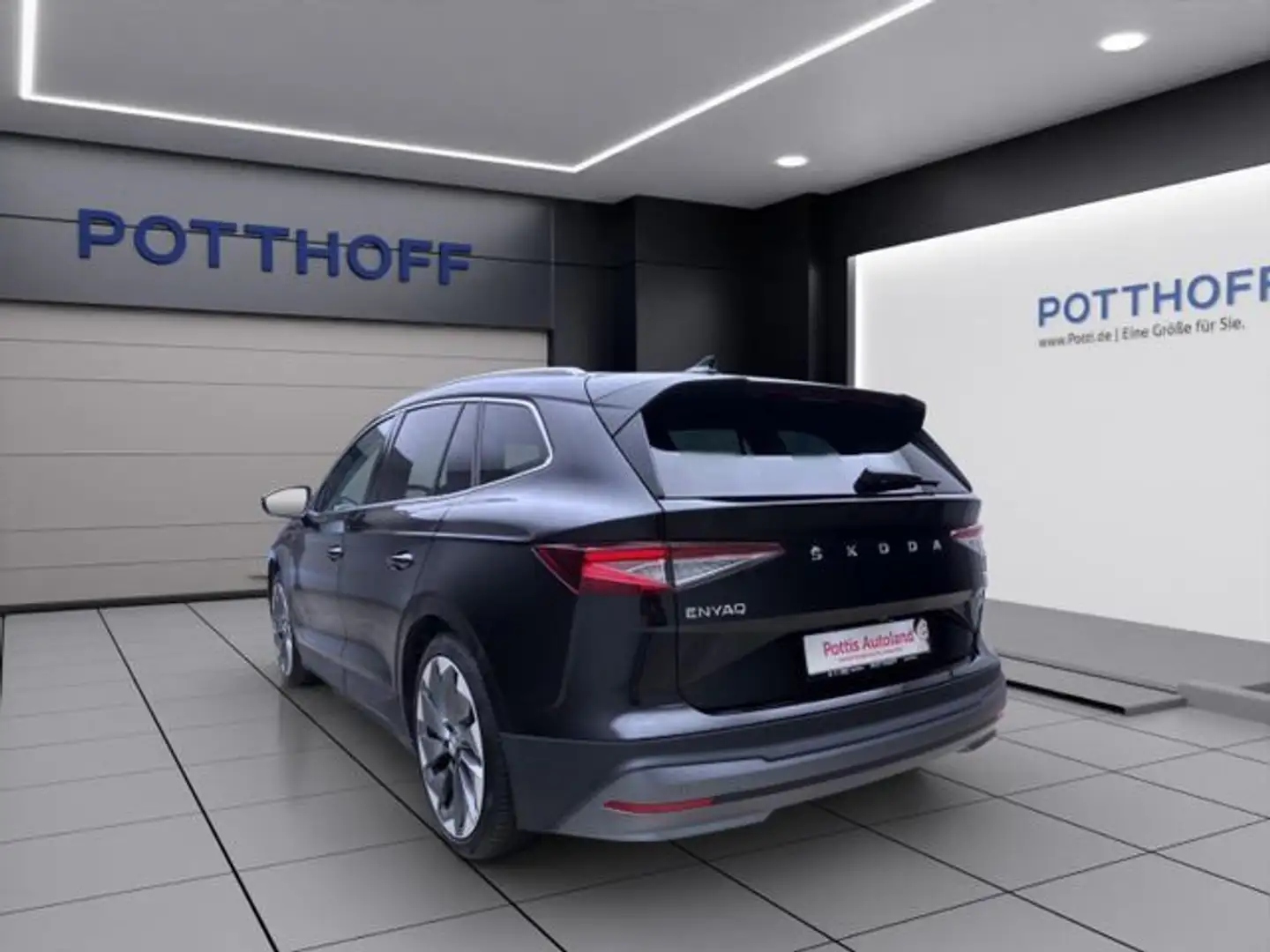 Skoda Enyaq 60 LOFT NAVI PANO KAMERA KLIMA Schwarz - 2