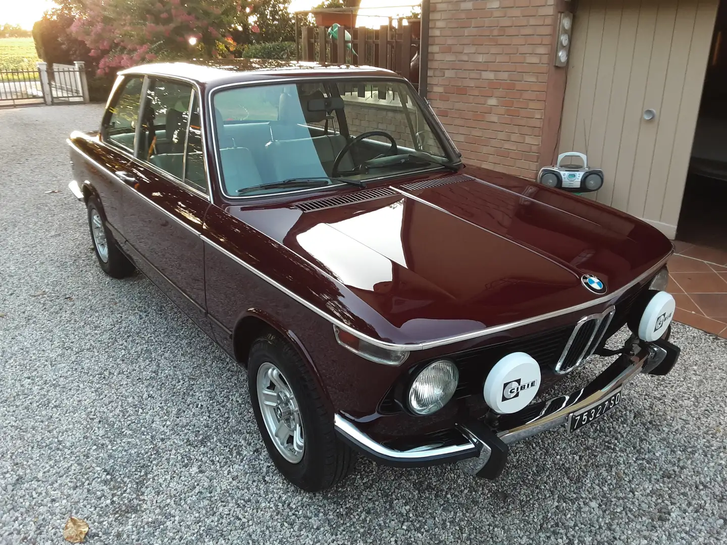 BMW 2002 Tii Rouge - 1
