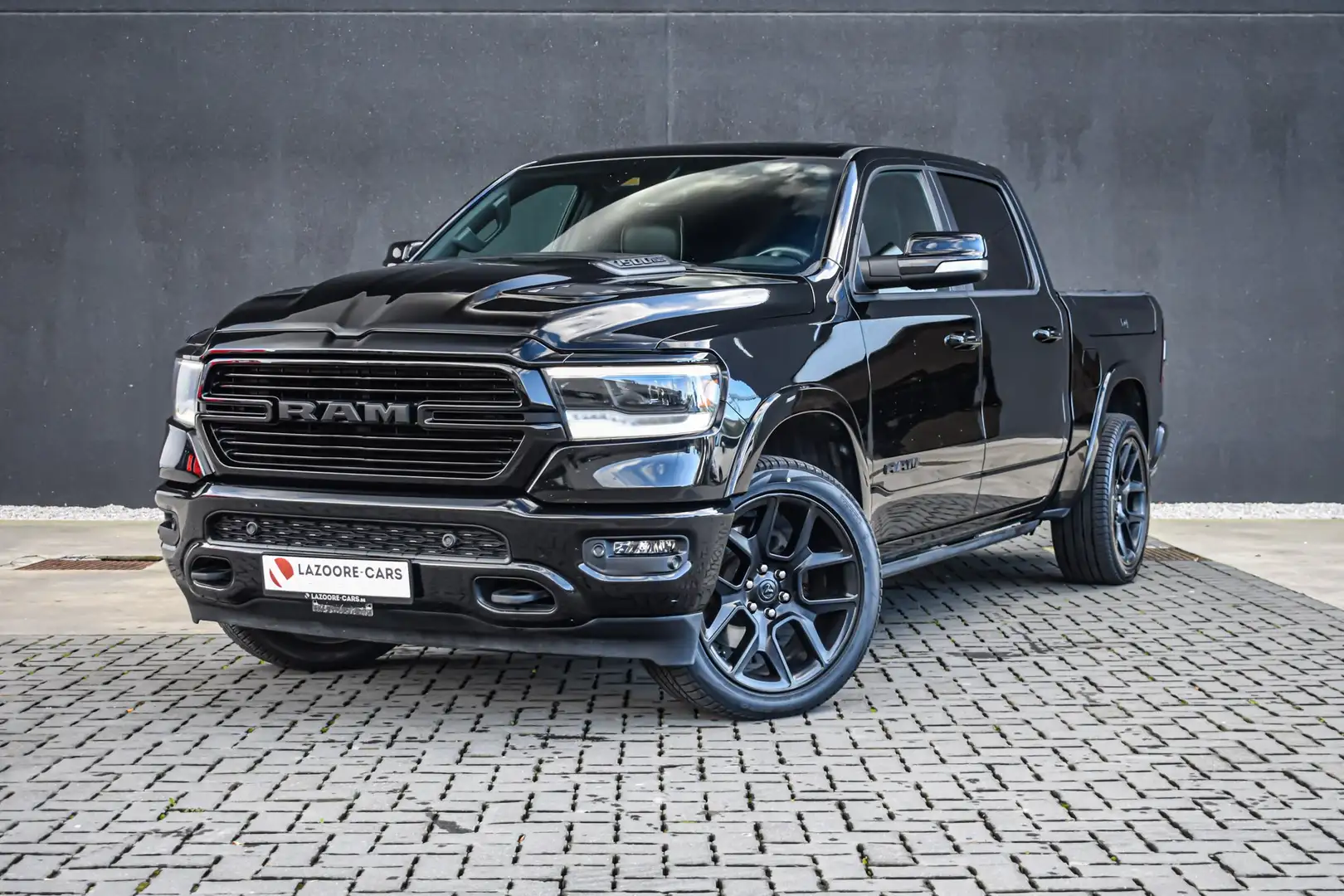 RAM 1500 Quad Cab Laramie - Schuifdak- Sportuitlaat Noir - 1