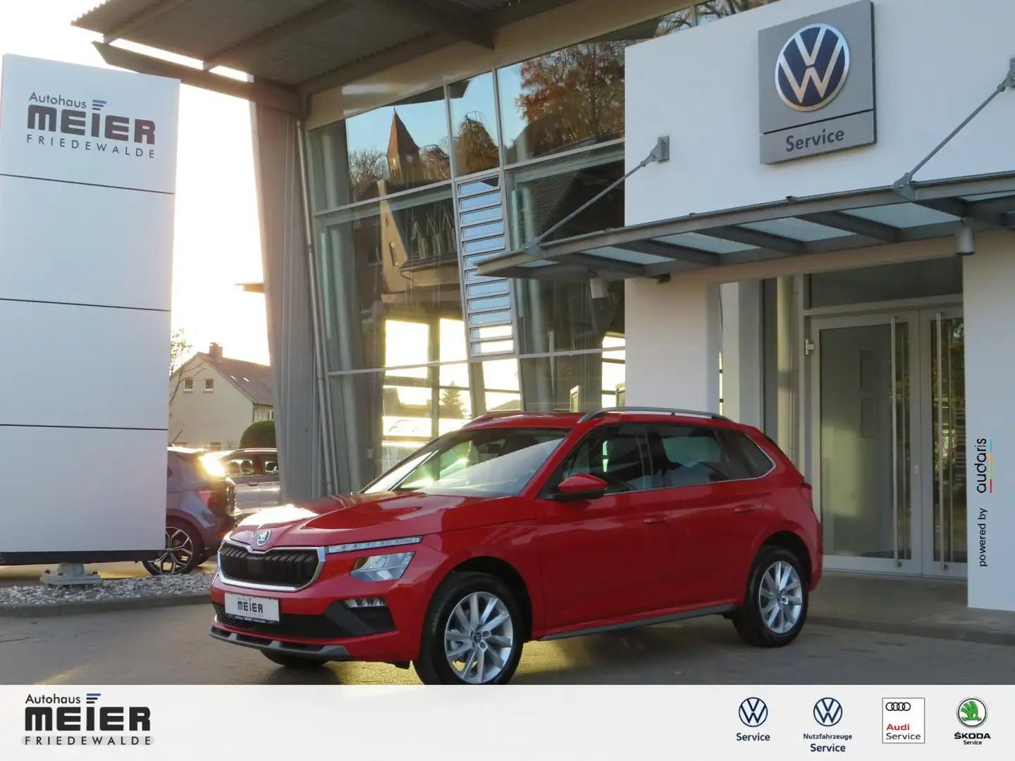 Skoda Kamiq Selection 1.5TSI DSG AHK Kamera APP Parkh. Rot - 1