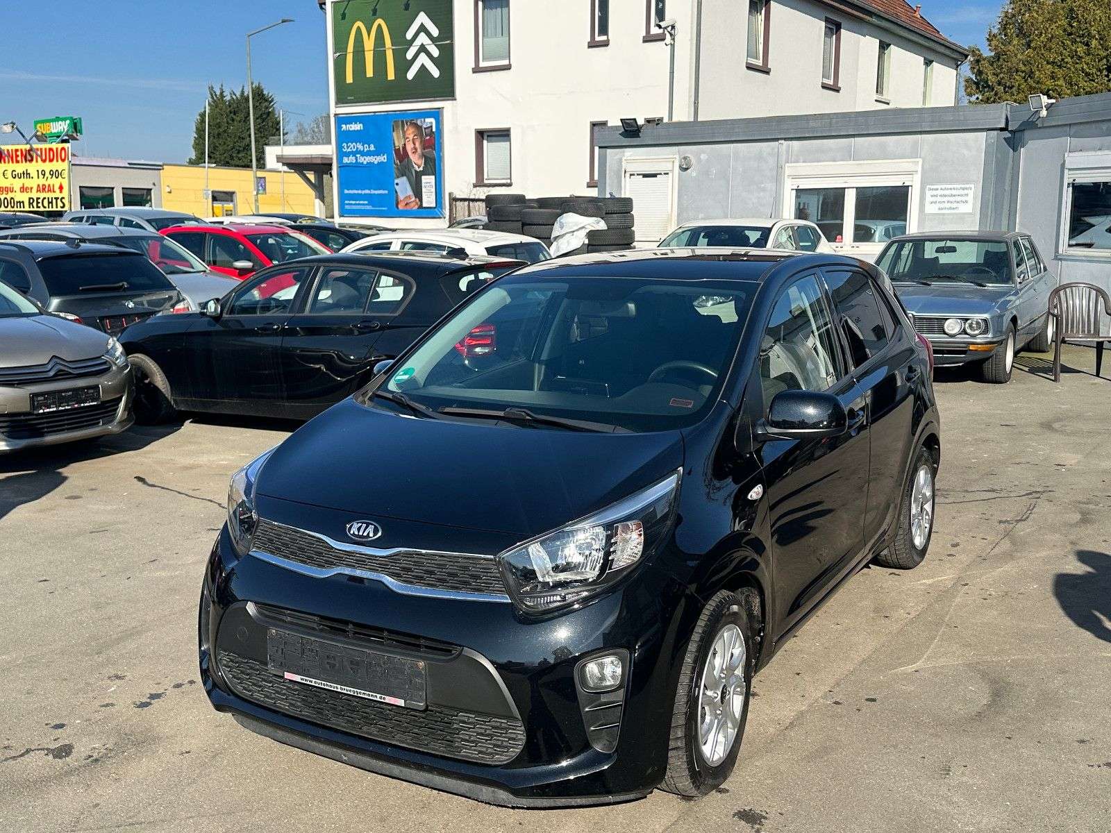Second hand Kia Picanto 1.0