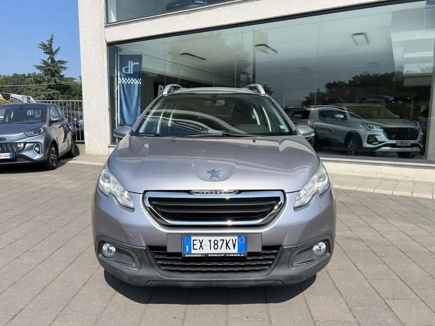 Peugeot 2008 1.6 e-HDi 92 CV Stop&Start Active Grau - 2