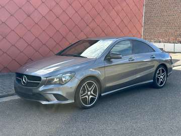 CLA 200 Essence GPS Cuir Jantes AMG 1e main Euro 6