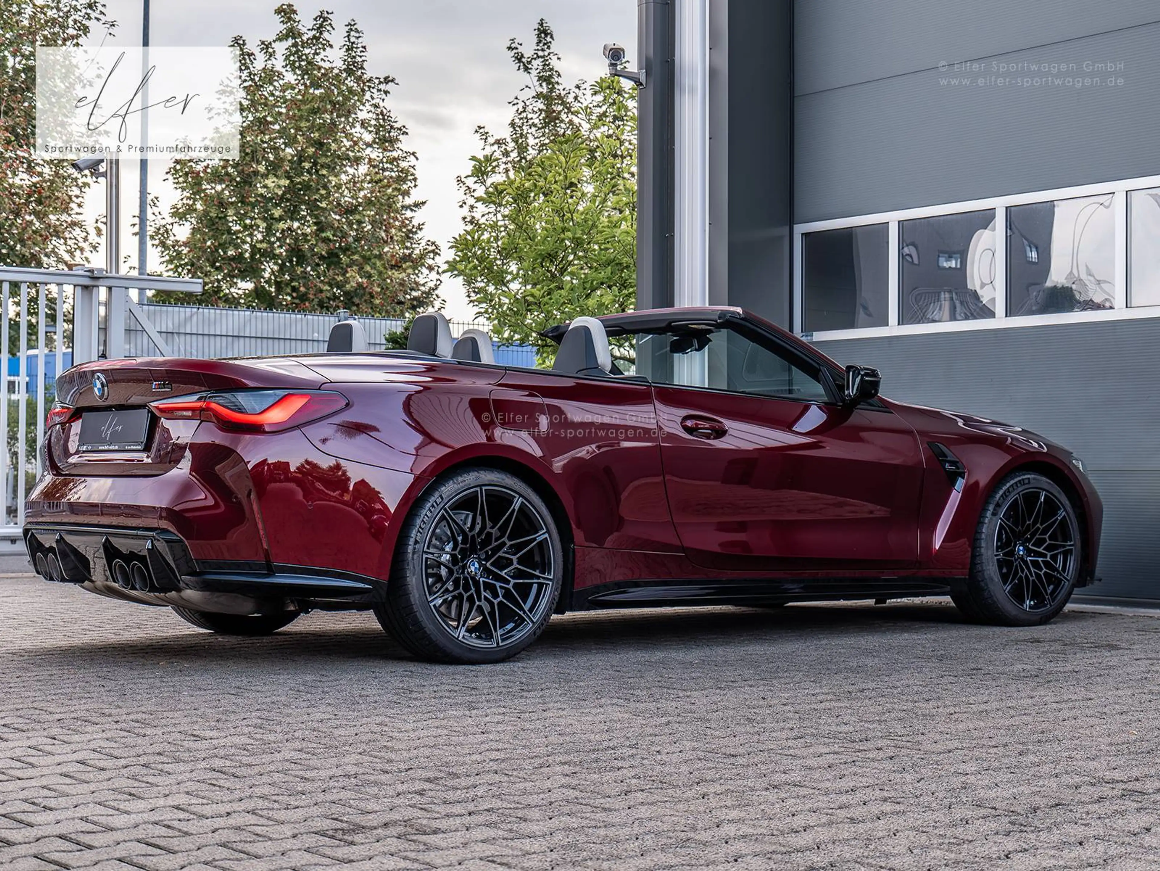 BMW M4 xDrive Competition — photo 7