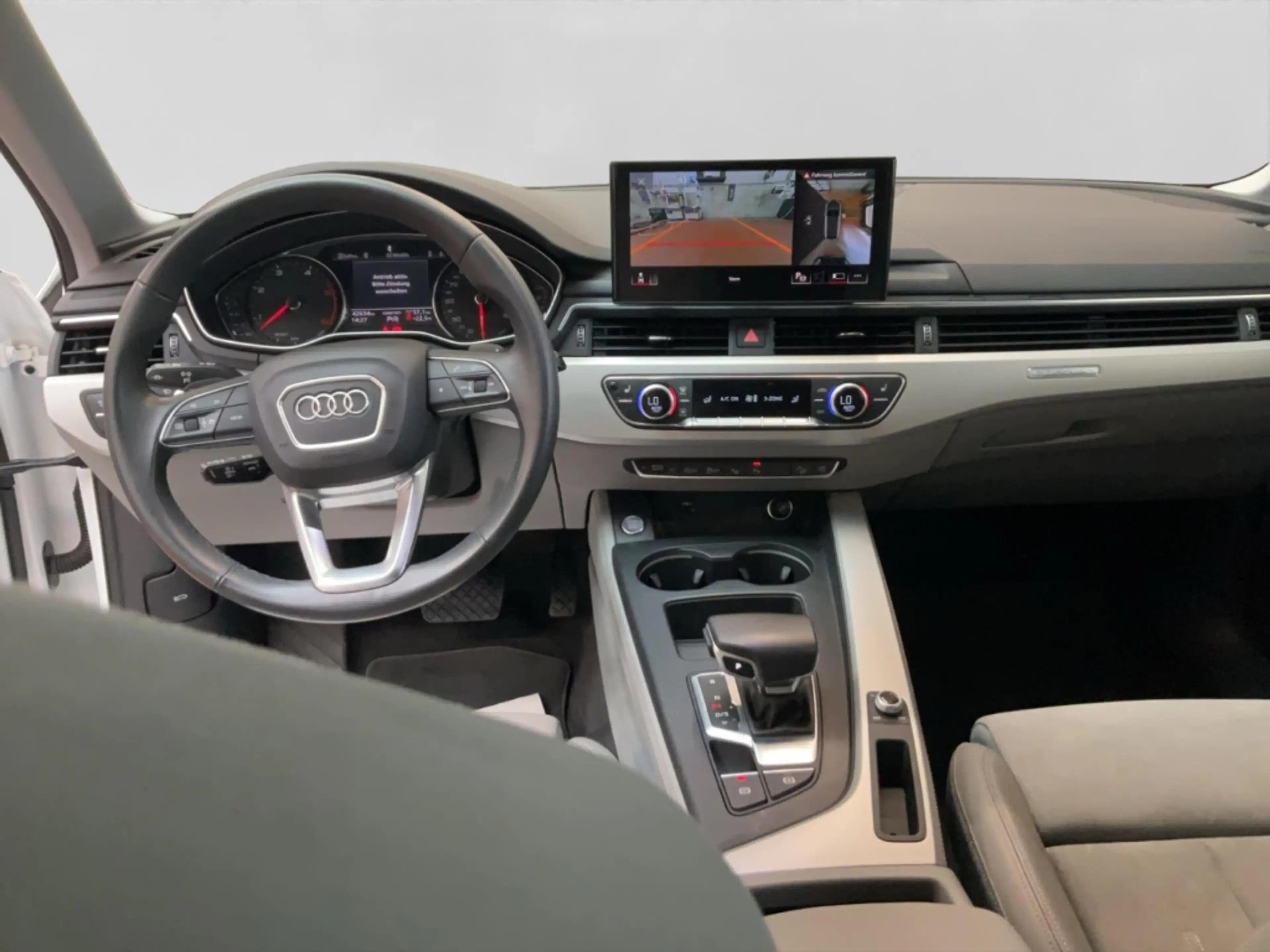 Audi A4 allroad 50 3.0 TDI quattro Alu Matrix-LED AHK Pano Kamera — photo 14