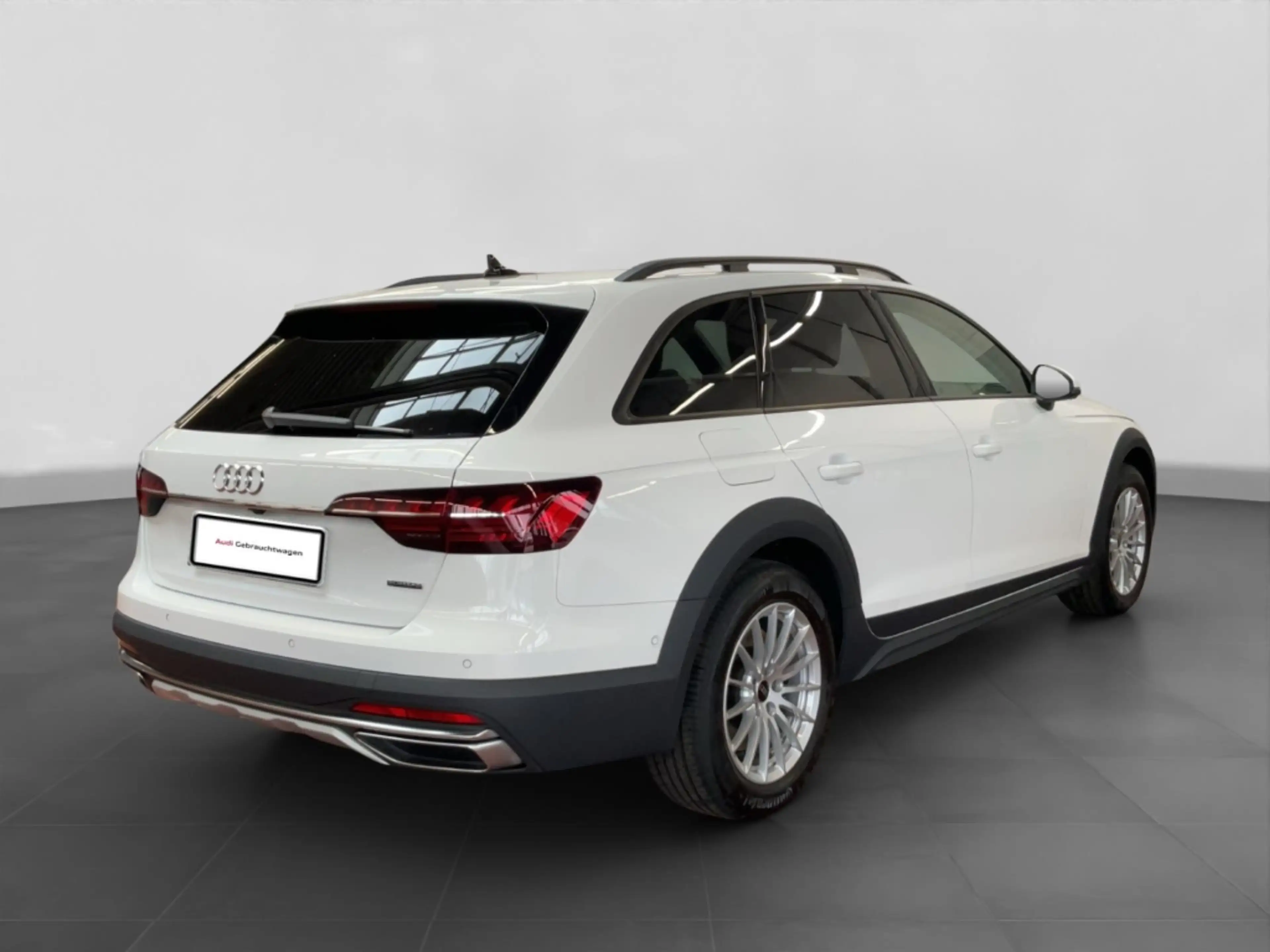 Audi A4 allroad 50 3.0 TDI quattro Alu Matrix-LED AHK Pano Kamera — photo 6