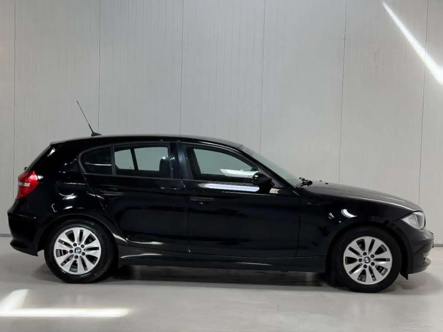 BMW 116 116i Advantage Aut. Advantage Noir - 2