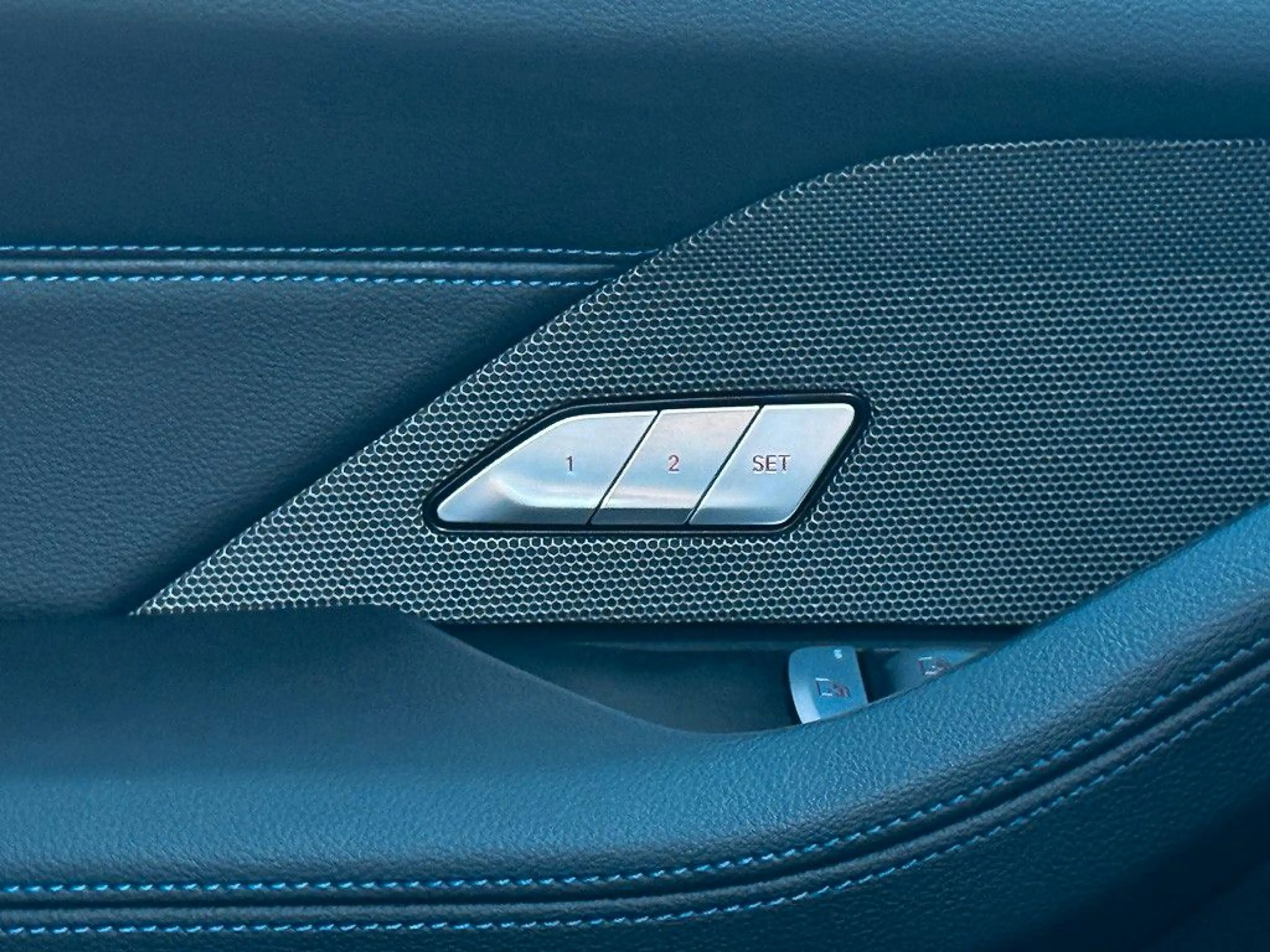 BMW 420 420d xDrive M Sport Pro* M Sitze*Carbon*Frozen — photo 17