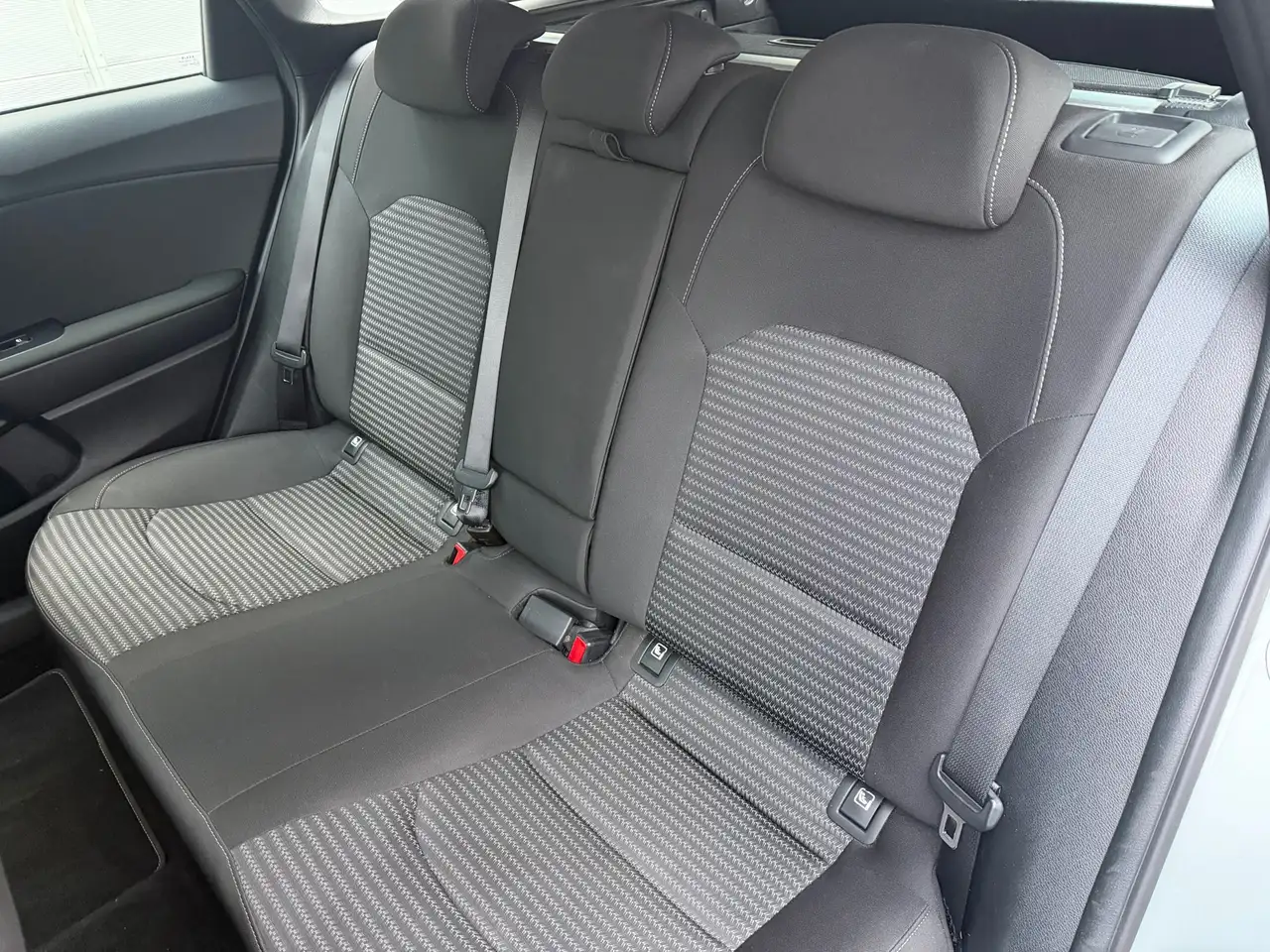 Kia Ceed SW / cee'd SW Sportswagon 1.0 T-GDi MHEV DynamicLine|Navi|Camera 33