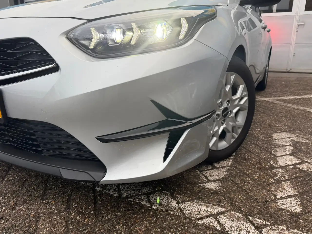 Kia Ceed SW / cee'd SW Sportswagon 1.0 T-GDi MHEV DynamicLine|Navi|Camera 7