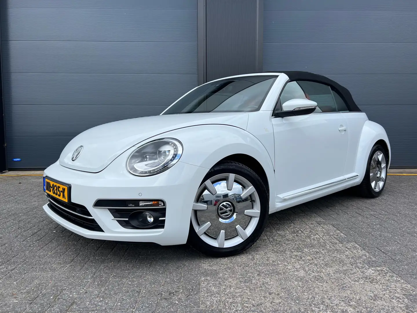 Volkswagen Beetle Cabriolet 1.4 TSI Exclusive Series 1e eig., Full O Wit - 2
