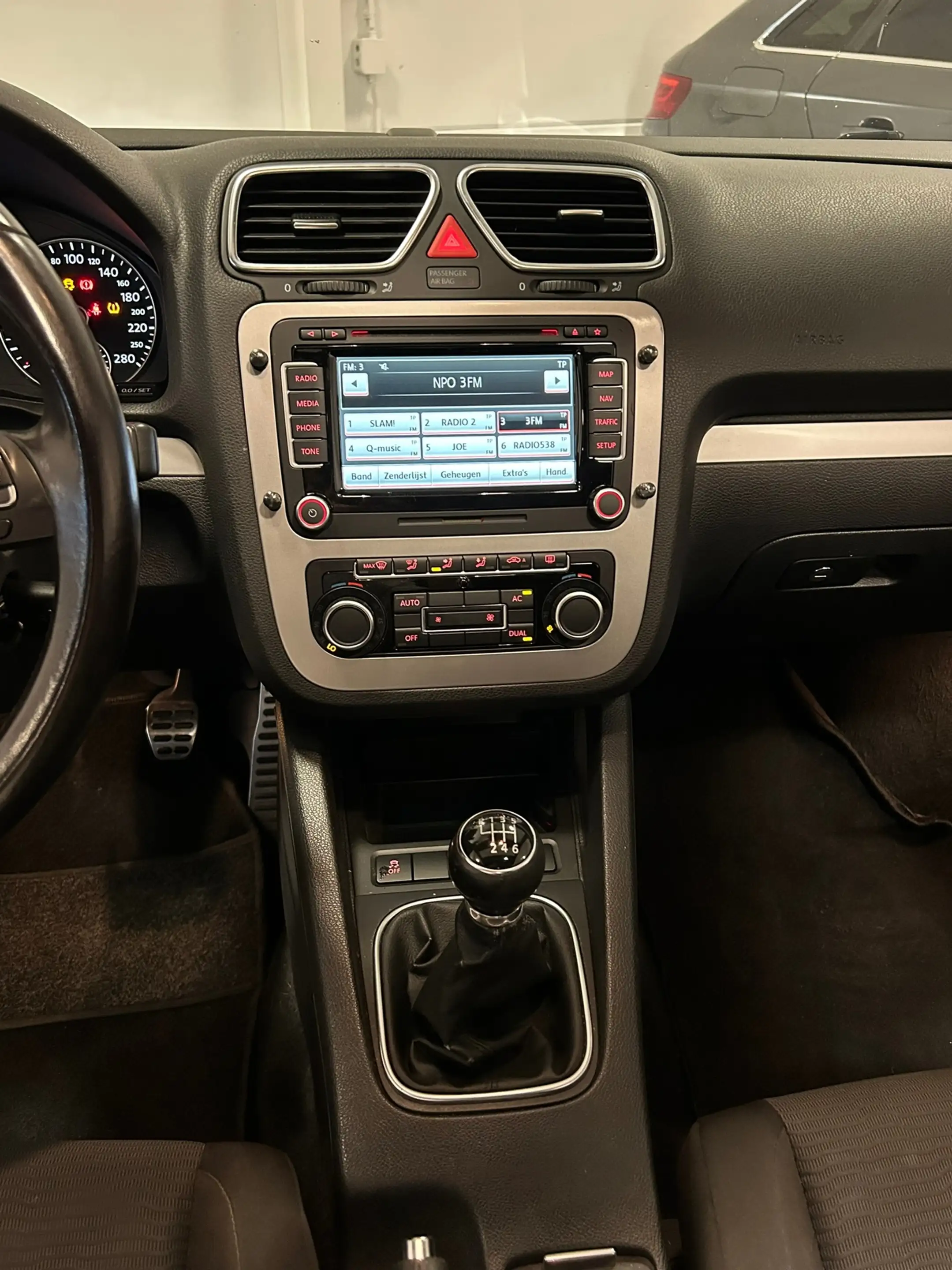 Volkswagen Eos 1.4 TSI Highline BlueMotion Nap Airco Cruise Clima — photo 12