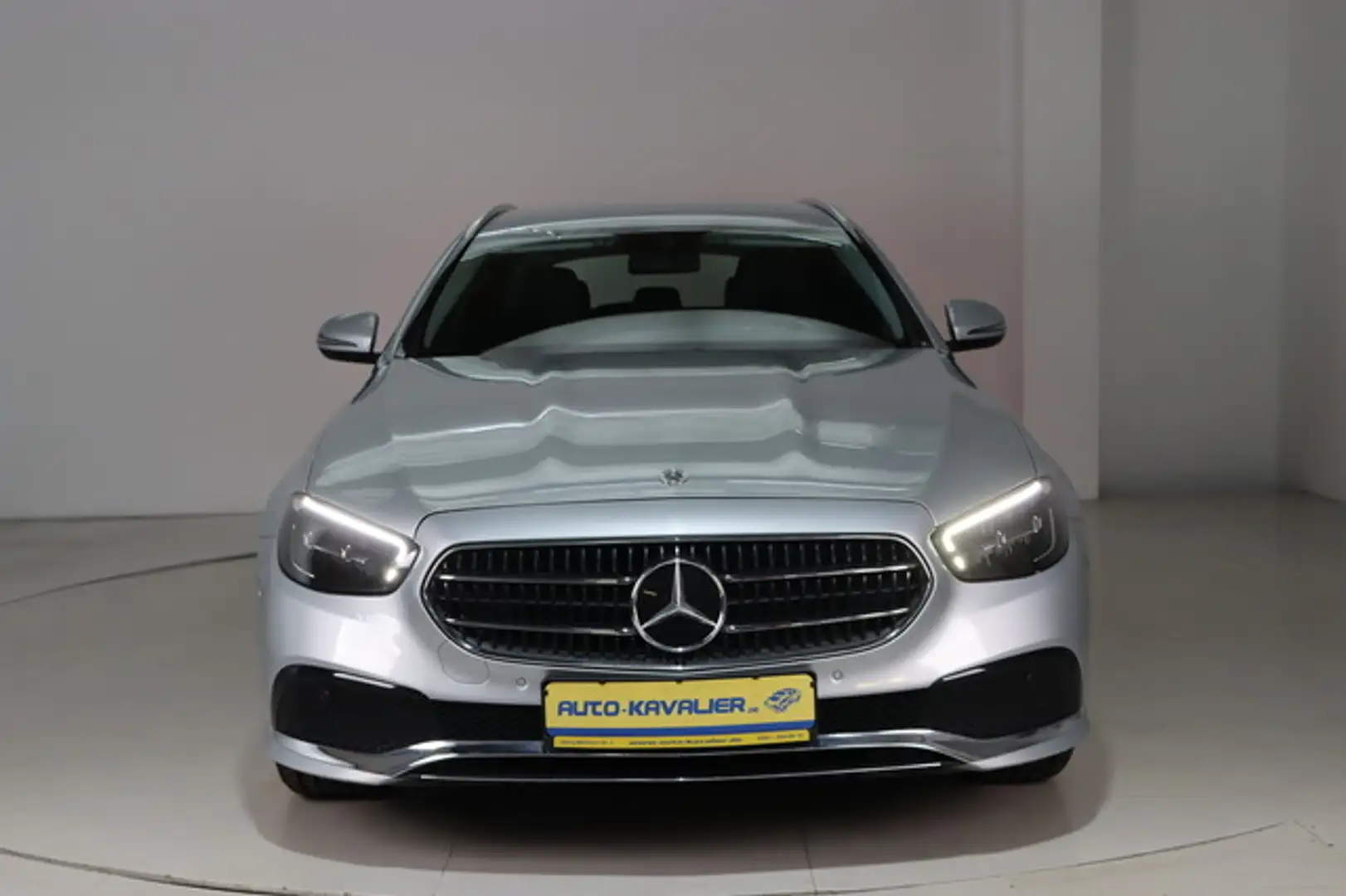 Mercedes-Benz E 220 T d * LED * DAB * Widescreen Argent - 2