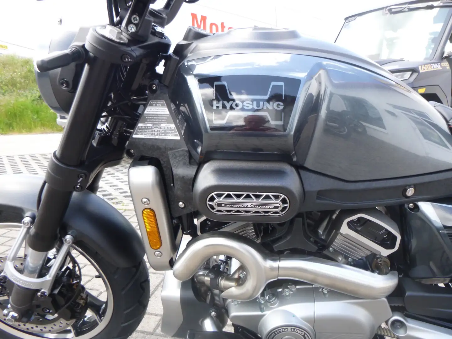 Hyosung GV 125 GV125 X ABS siva - 2