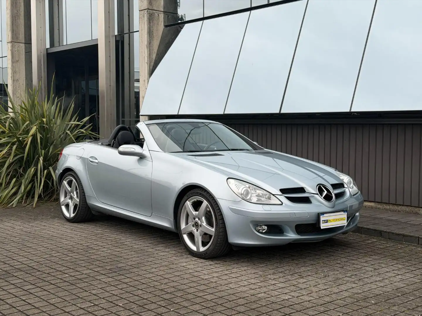Mercedes-Benz SLK 350 V6 Sport * ASI CRS * AIRSCARF * AMG * SERVICE * Gris - 1