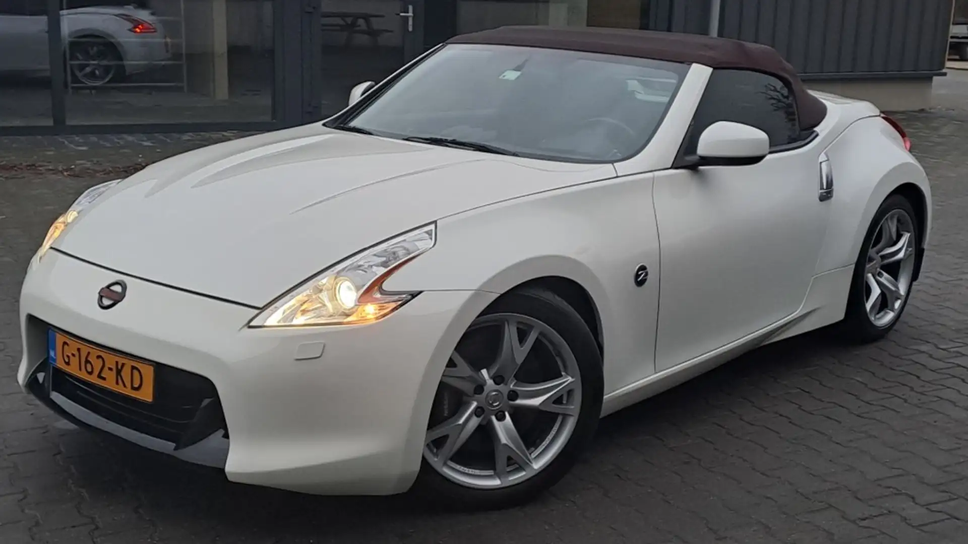Nissan 370Z 3.7 V6 338pk /2010/AUT/Xenon/Recaro/Topstaat Wit - 2