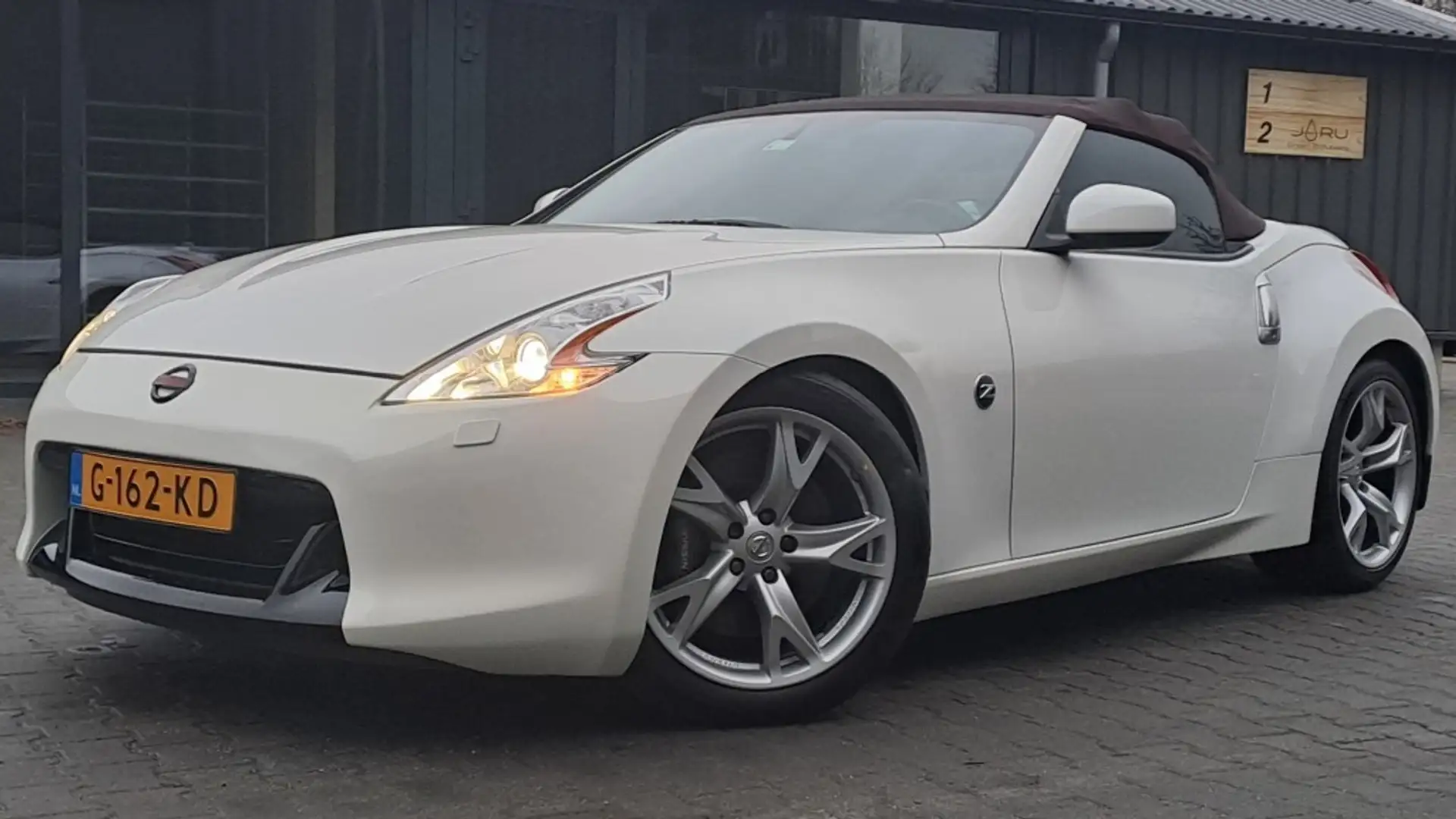 Nissan 370Z 3.7 V6 338pk /2010/AUT/Xenon/Recaro/Topstaat Wit - 1