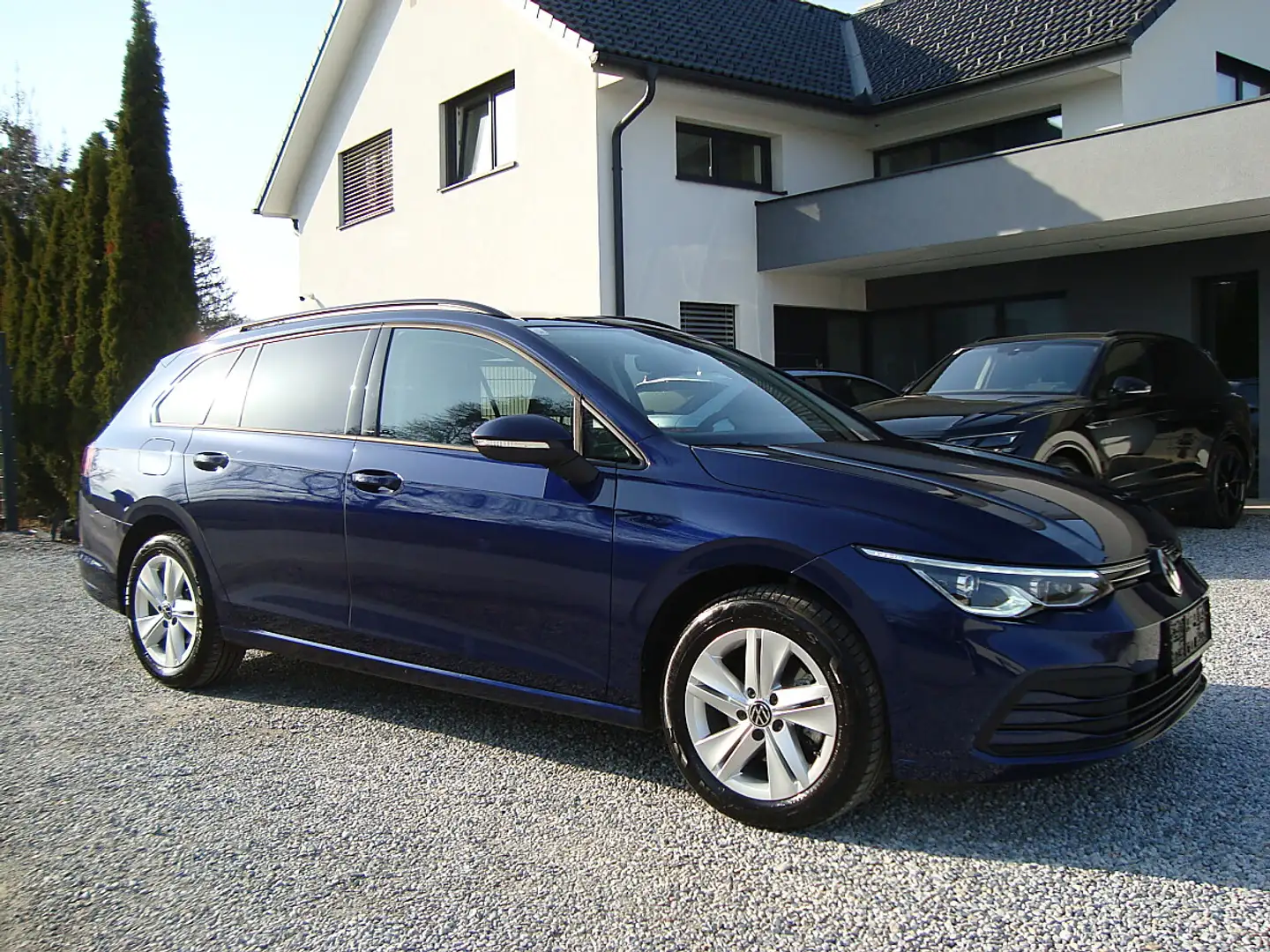 Volkswagen Golf Variant 1,5 eTSI Life DSG IQ-Matrix !! Garantie !! AHV !! Blau - 1