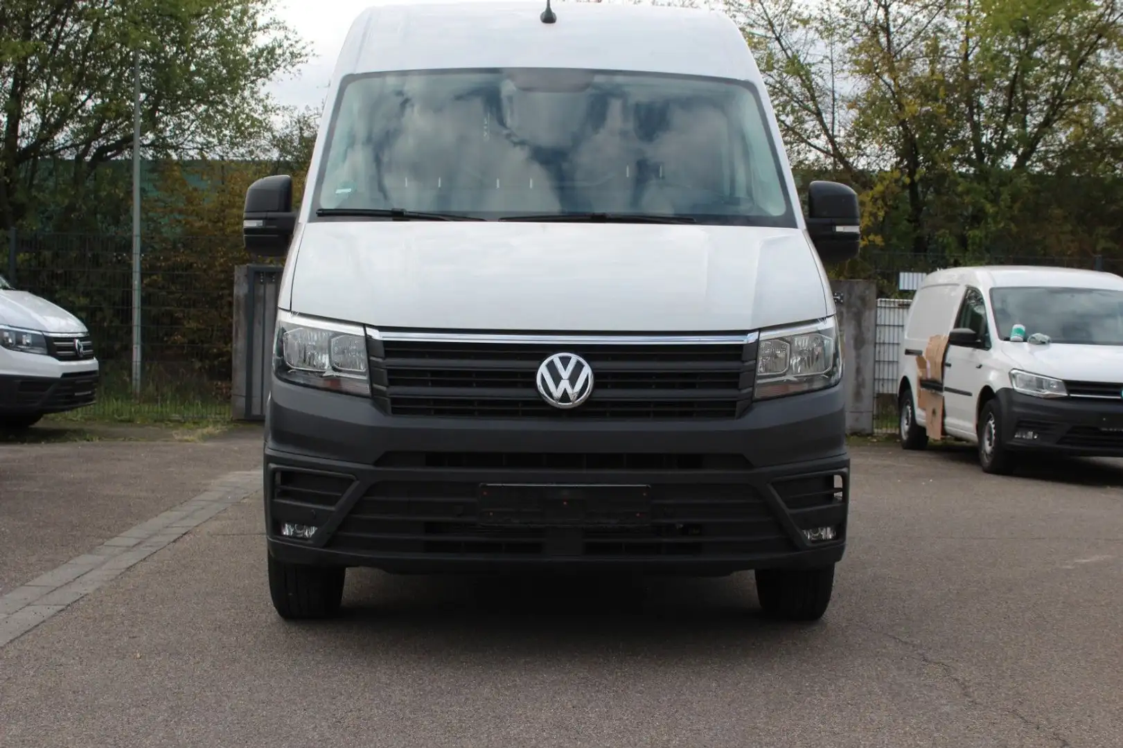 Volkswagen Crafter Kasten Kasten 35 mittellang Hochdach FWD Weiß - 2