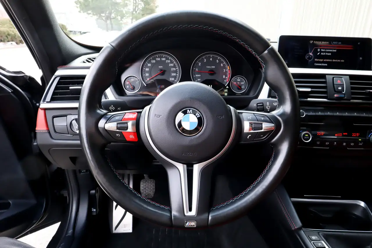 BMW M3 снимка BMW M3