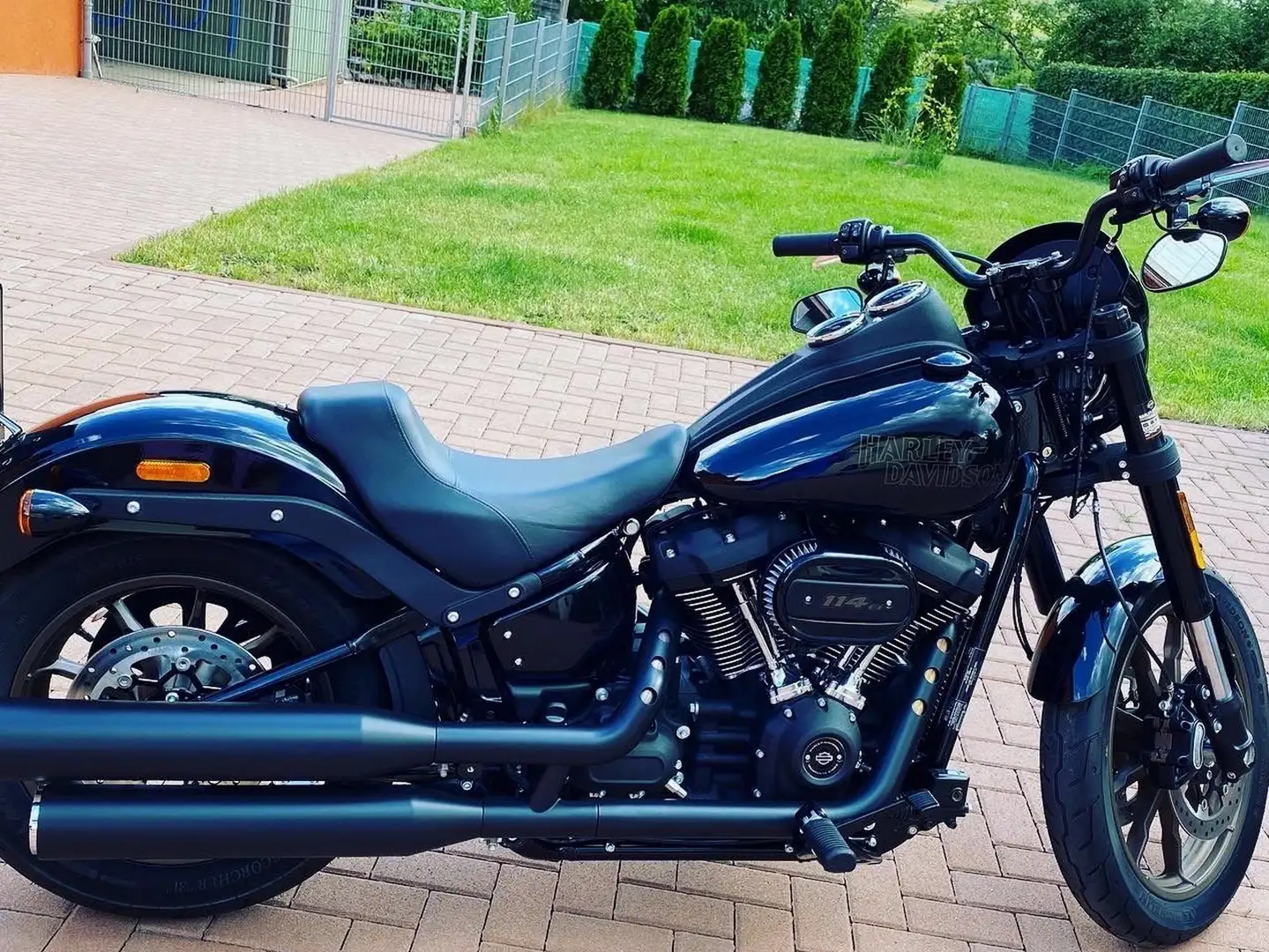 Harley-Davidson Low Rider S FXLRS Schwarz - 1