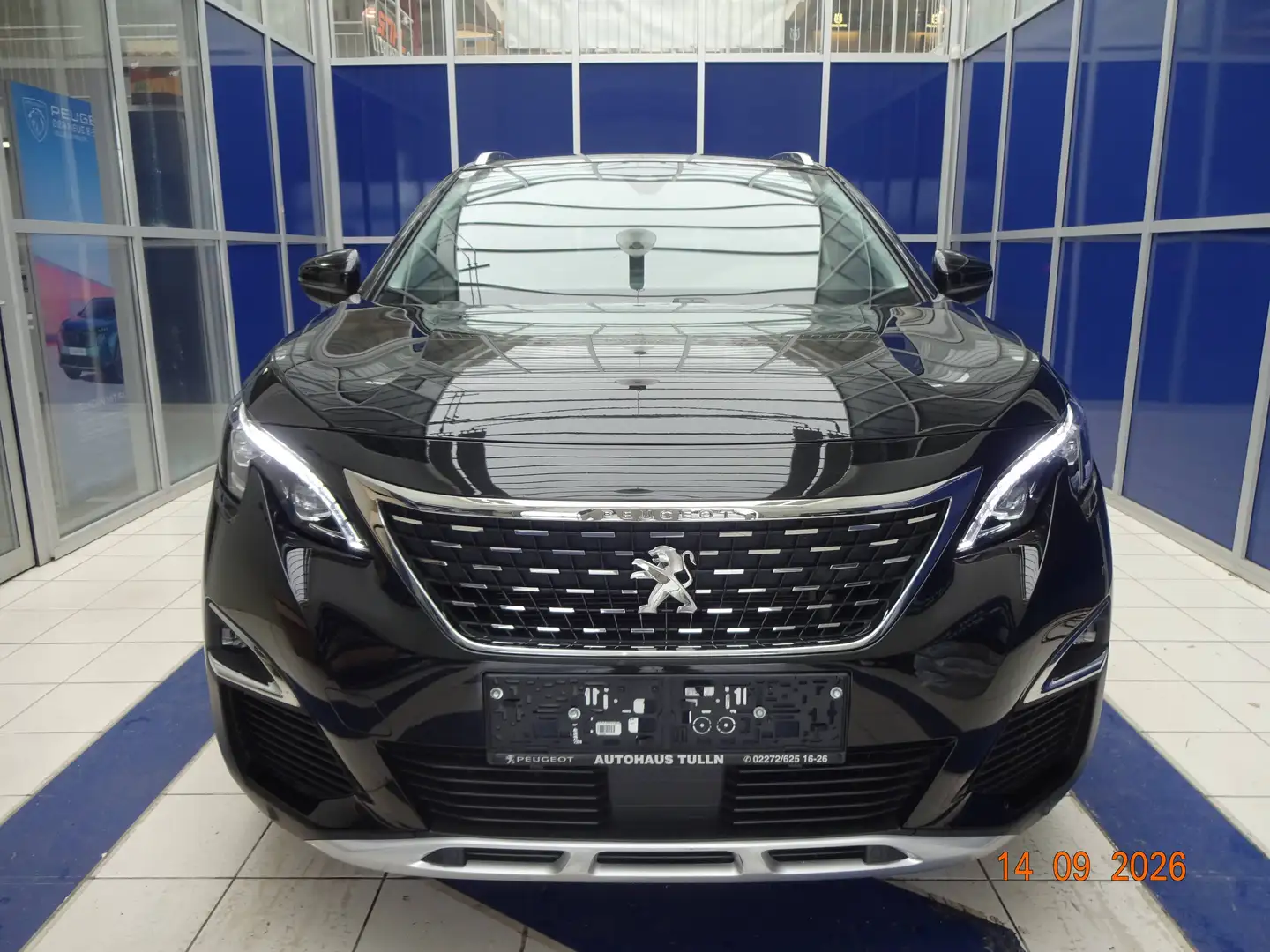Peugeot 3008 Allure PT 130 ECO Schwarz - 1