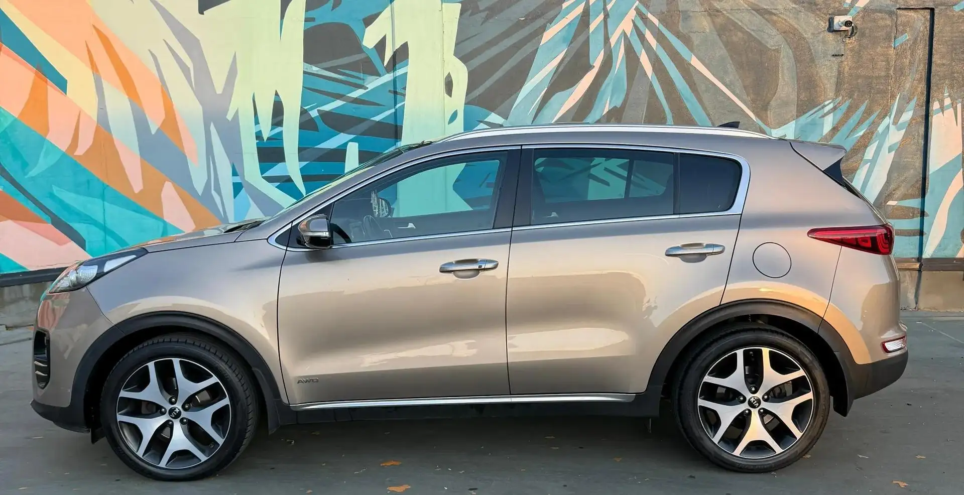 Kia Sportage Sportage 2,0 CRDI AWD Aut. Vision narančasta - 1