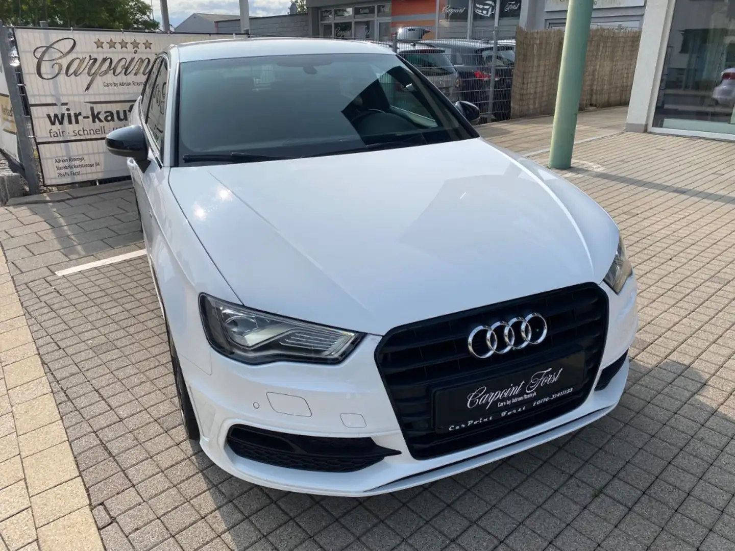 Audi A3 Sportback S line Sportpaket,2.Hand ,NAVI,uvm. Bianco - 2