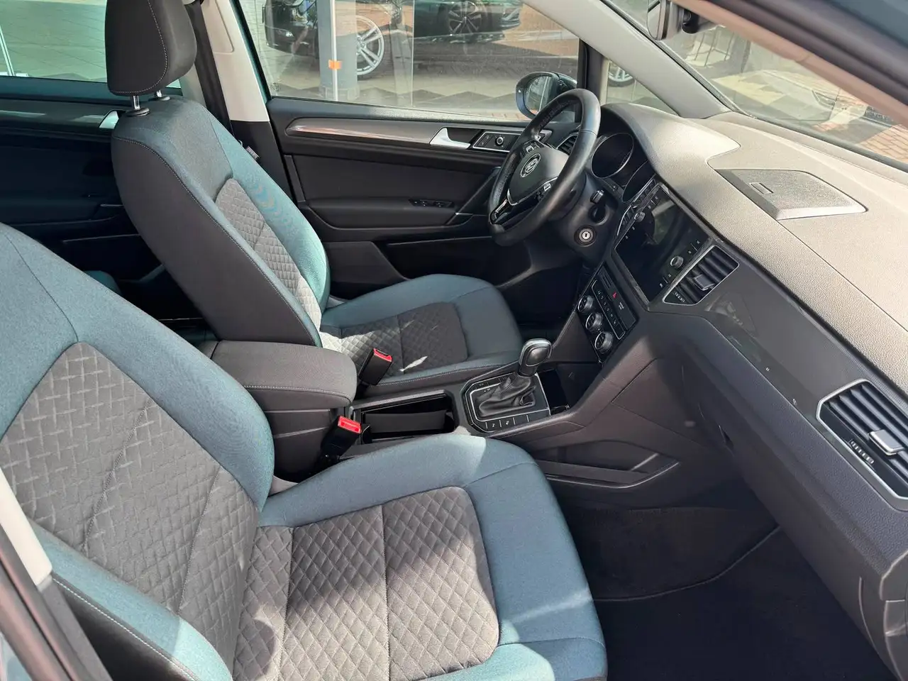 Volkswagen Golf 1.5 TSI DSG IQ DRIVE Navi/ACC/Carplay, миниатюра 9