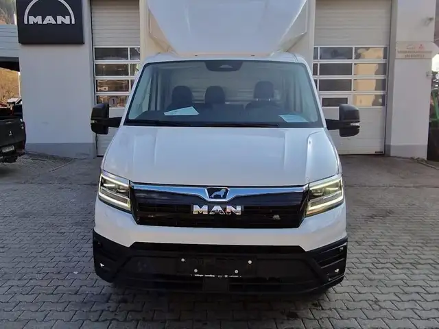 MAN
